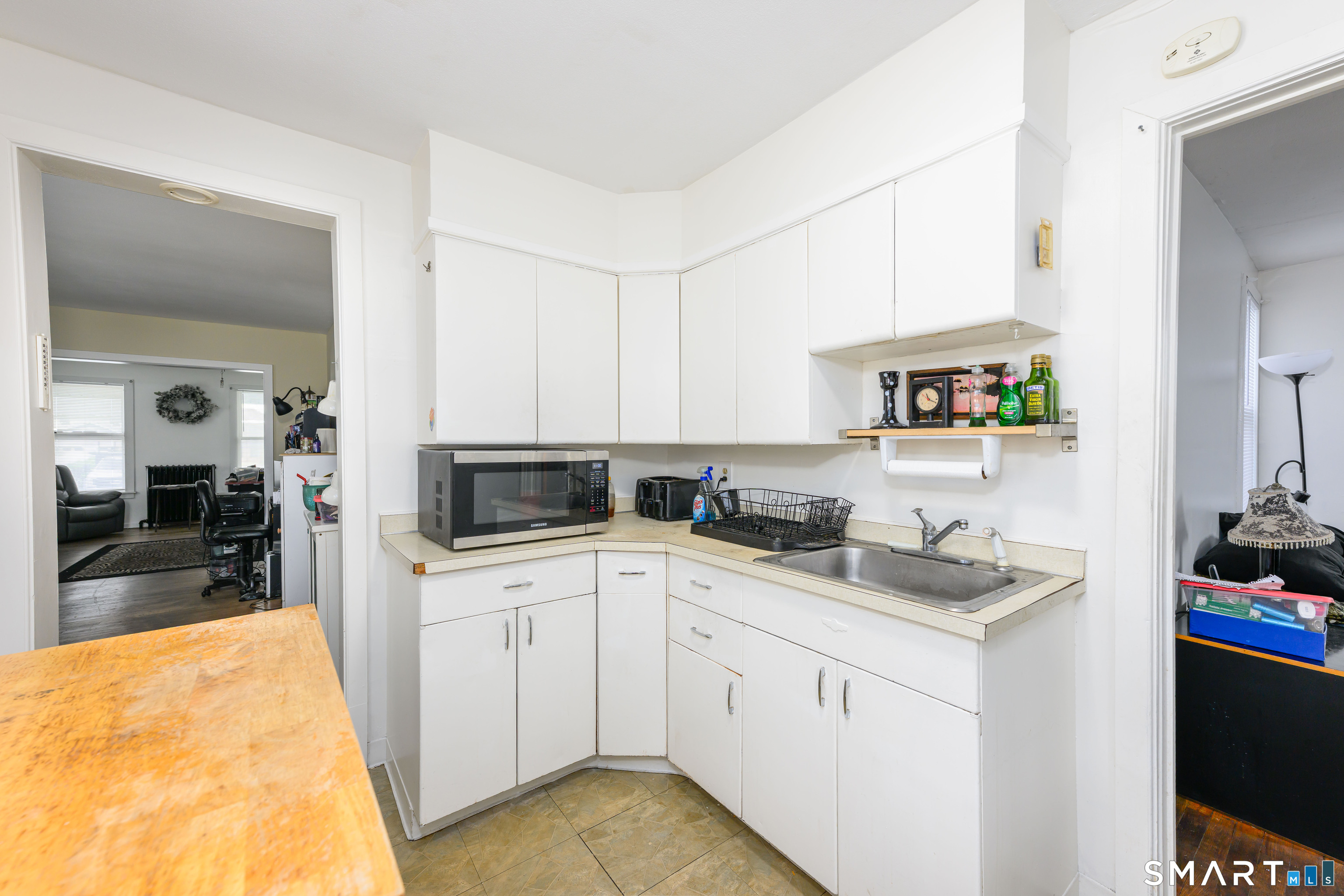 52 Putnam Avenue Property Photo 10