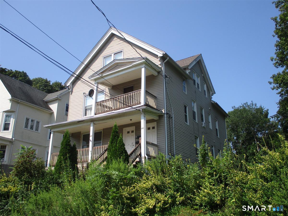 64 Kensington Heights Property Photo 1
