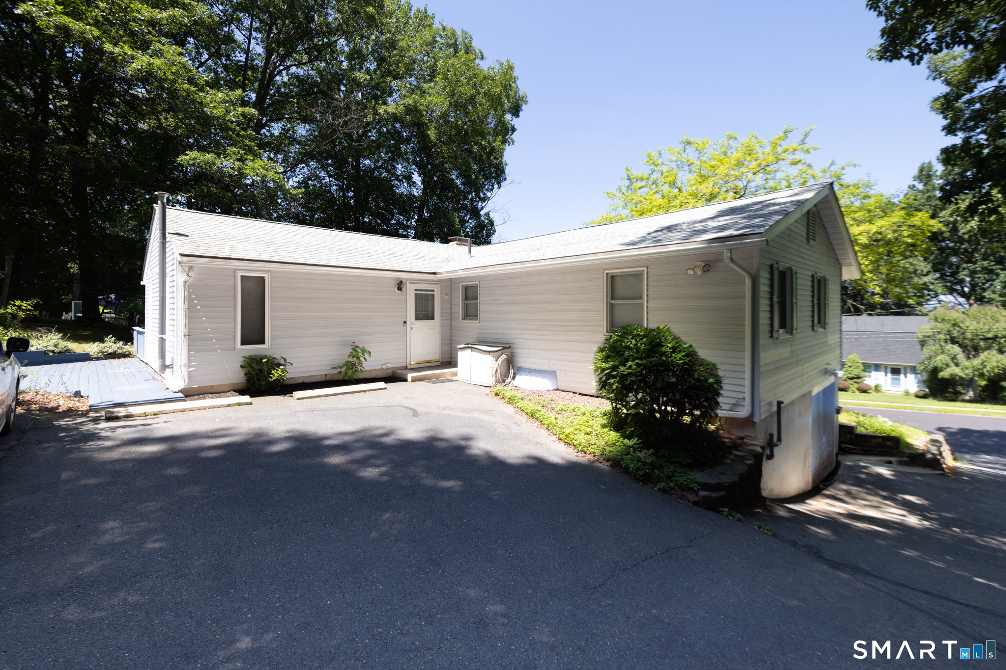 71 Eugene Avenue Property Photo 5