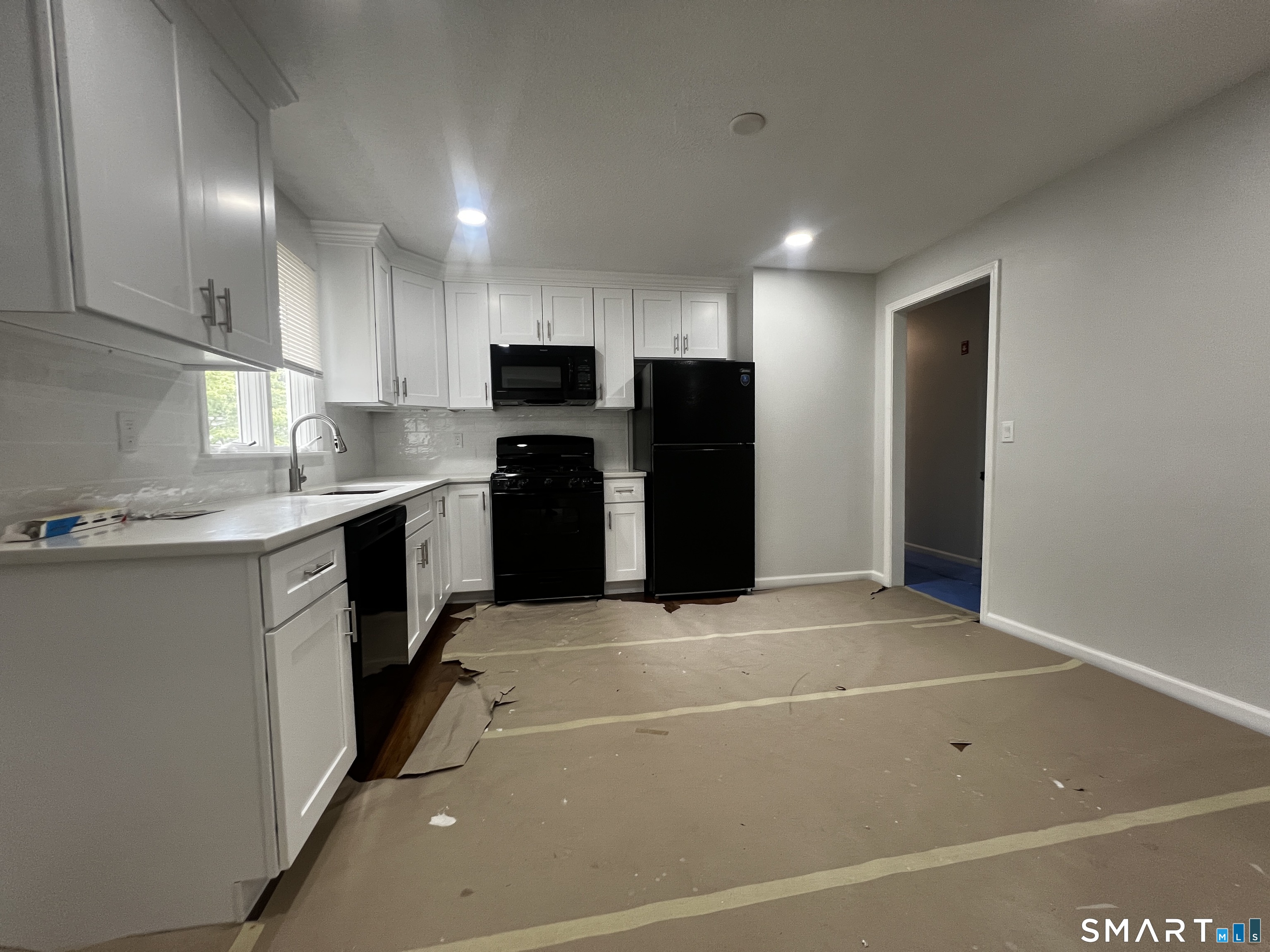 485 Peet Street Property Photo 11