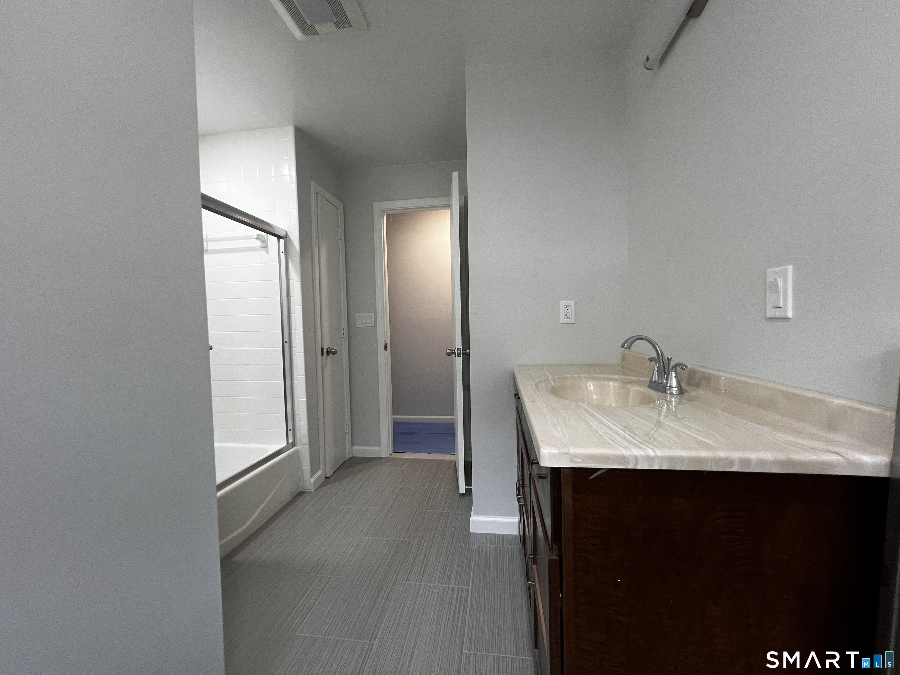 485 Peet Street Property Photo 16
