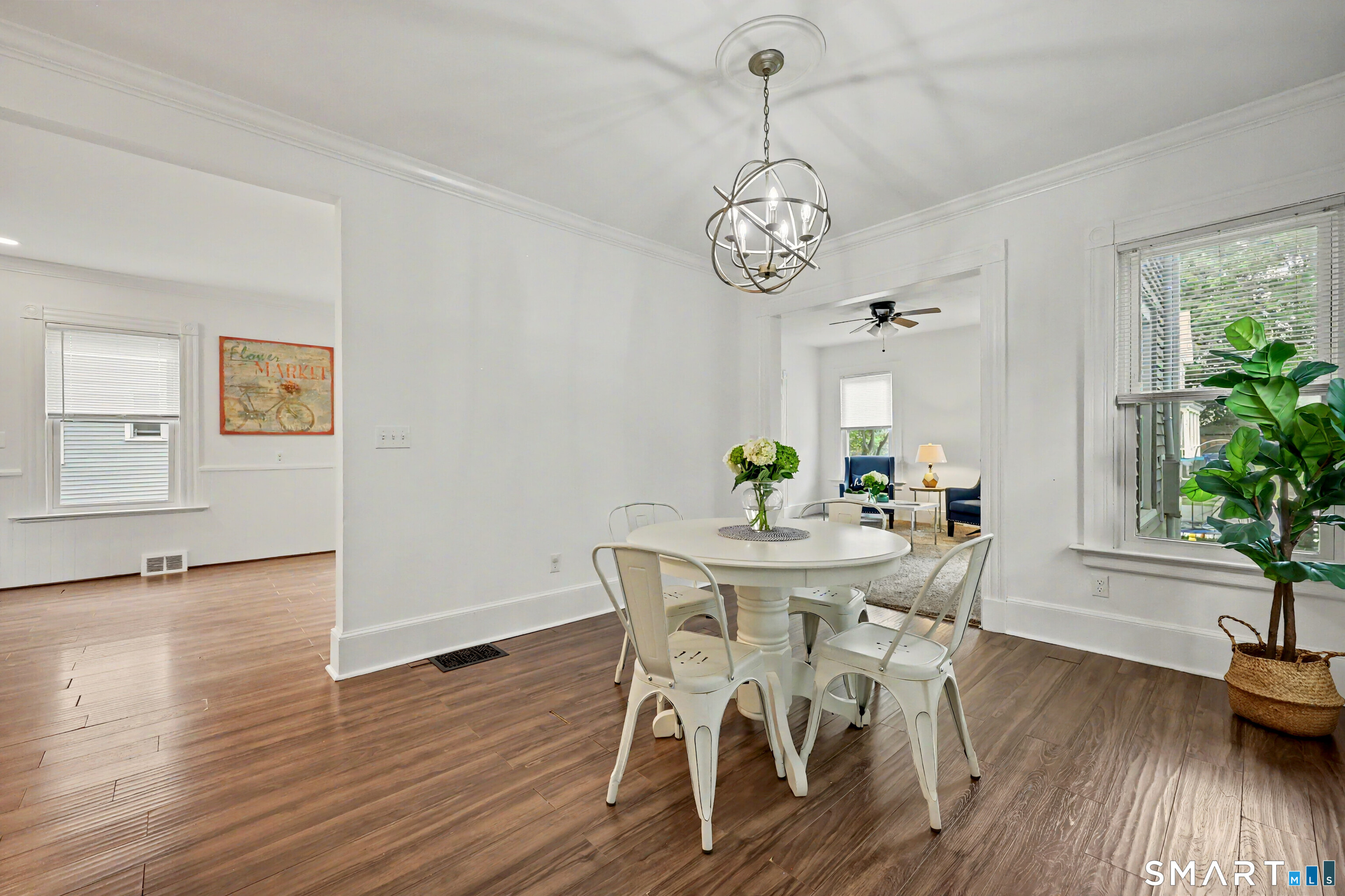 24 Beacon Street Property Photo 8