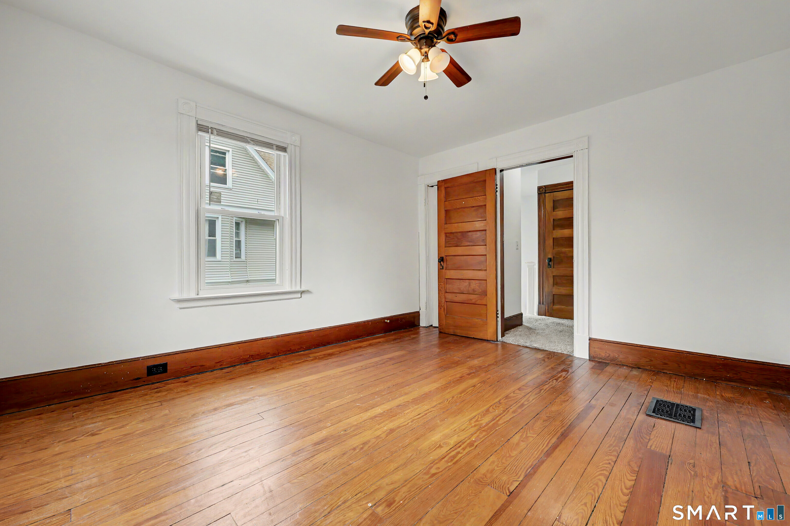 24 Beacon Street Property Photo 20