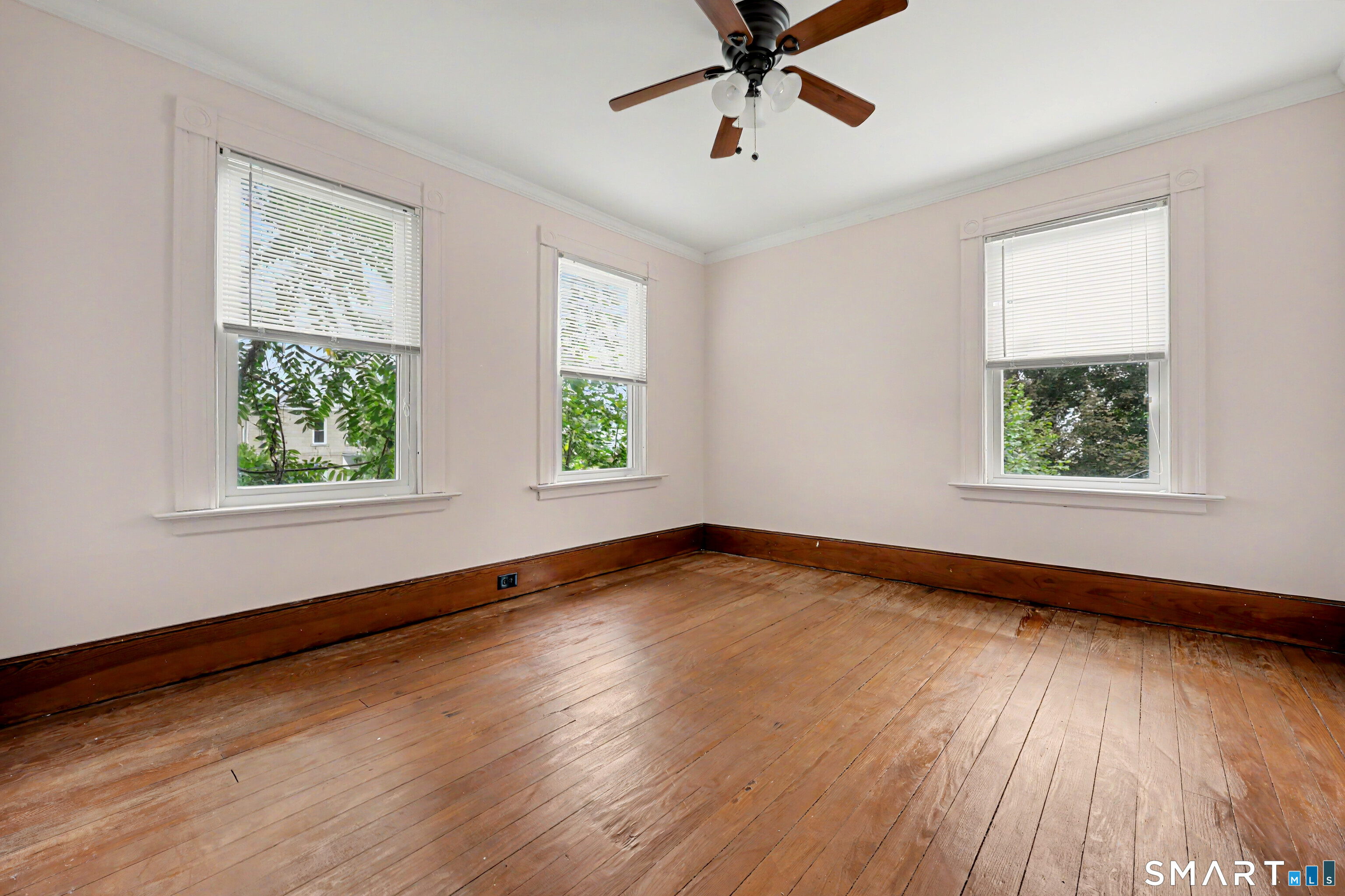 24 Beacon Street Property Photo 23