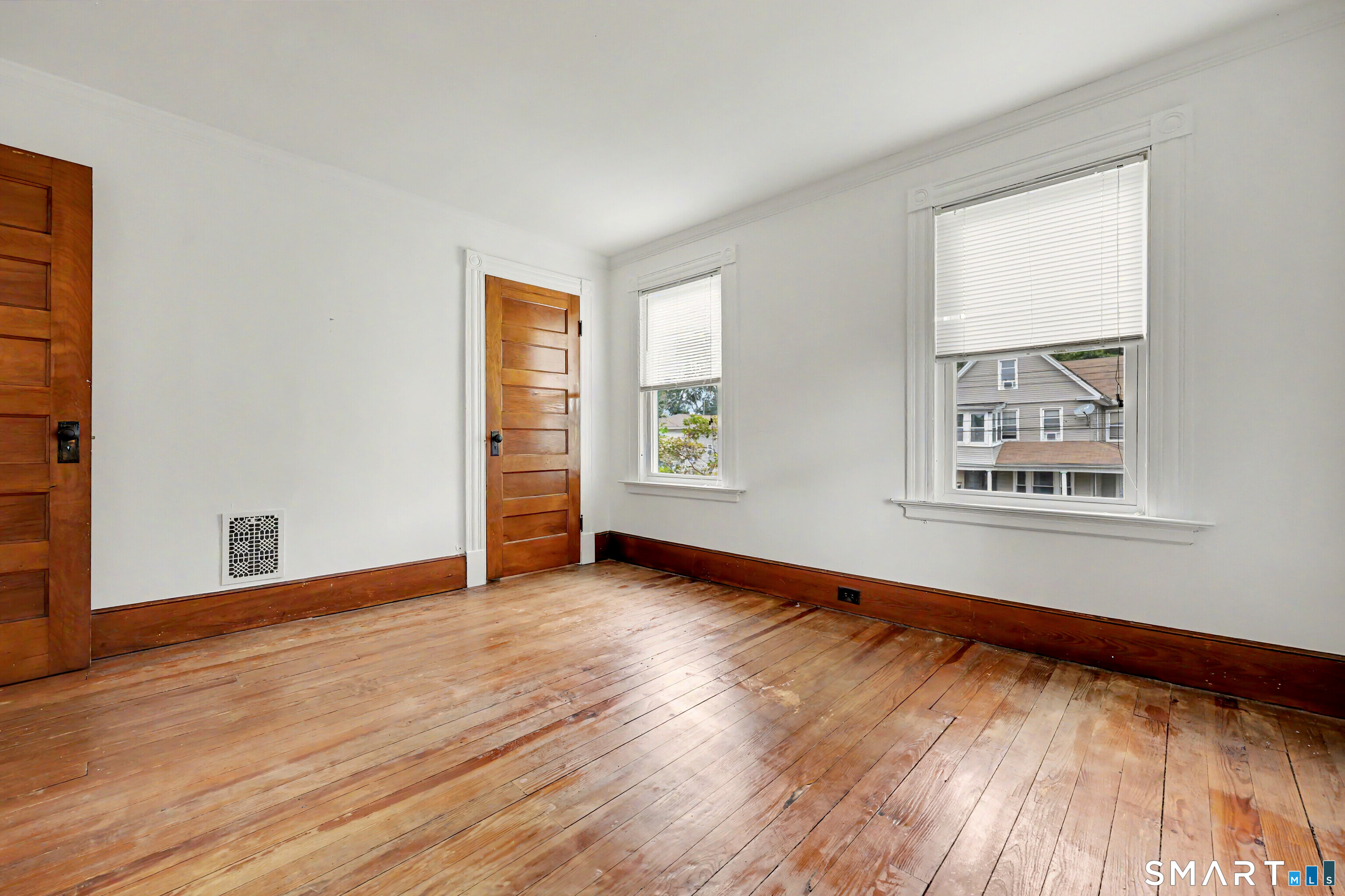 24 Beacon Street Property Photo 24