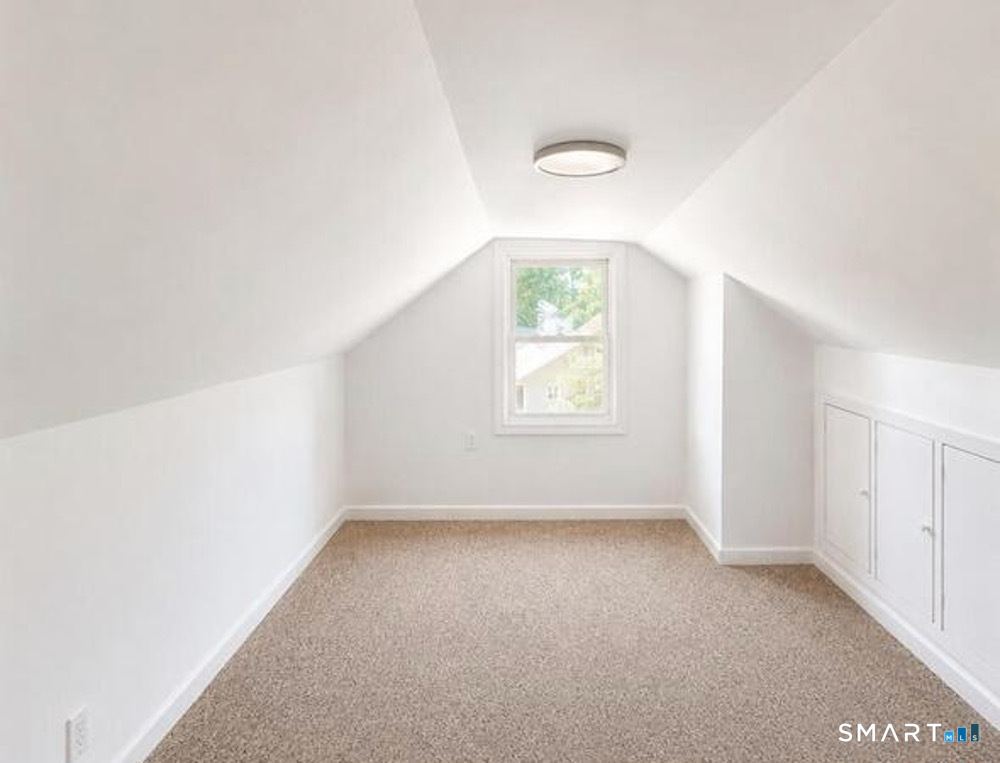 223 Pearl Harbor Street Property Photo 7