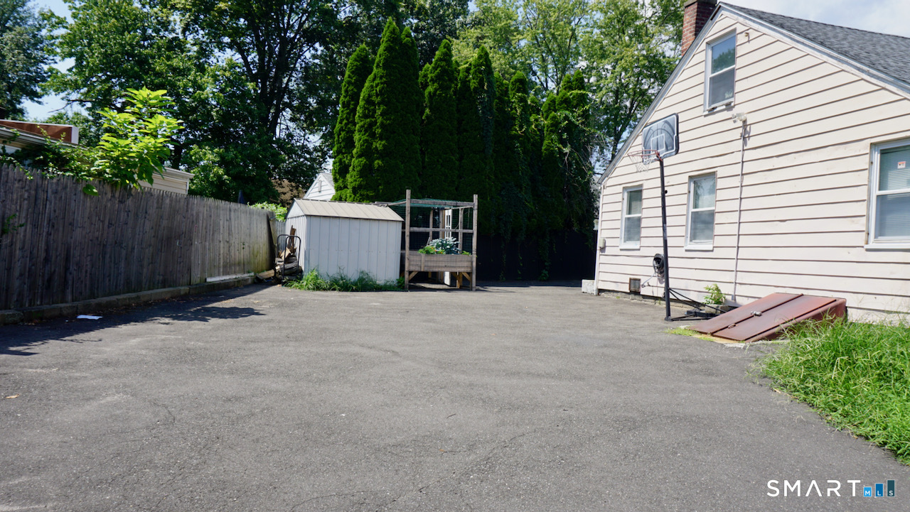 223 Pearl Harbor Street Property Photo 11