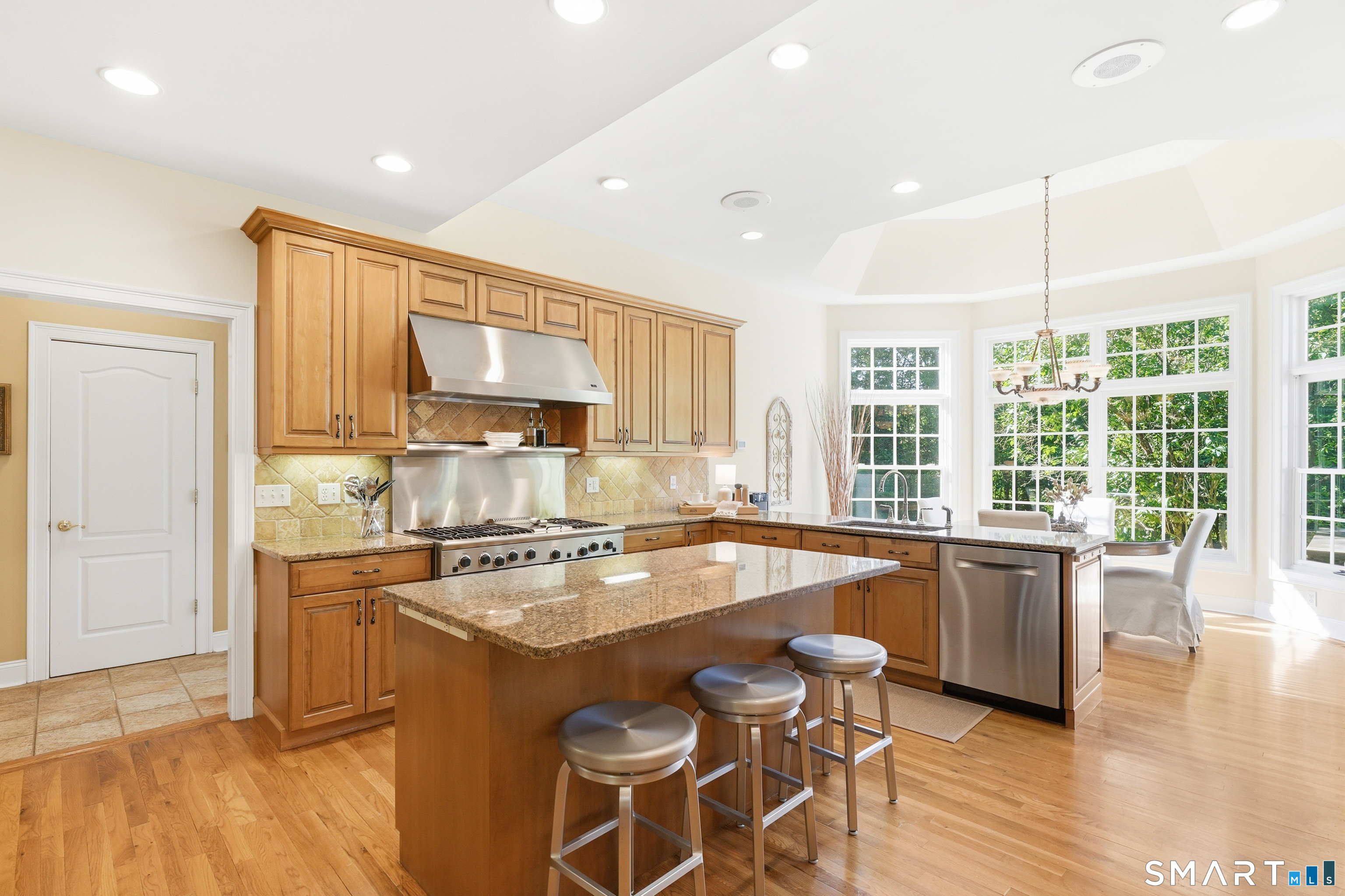 30 Carriage Drive Property Photo 10