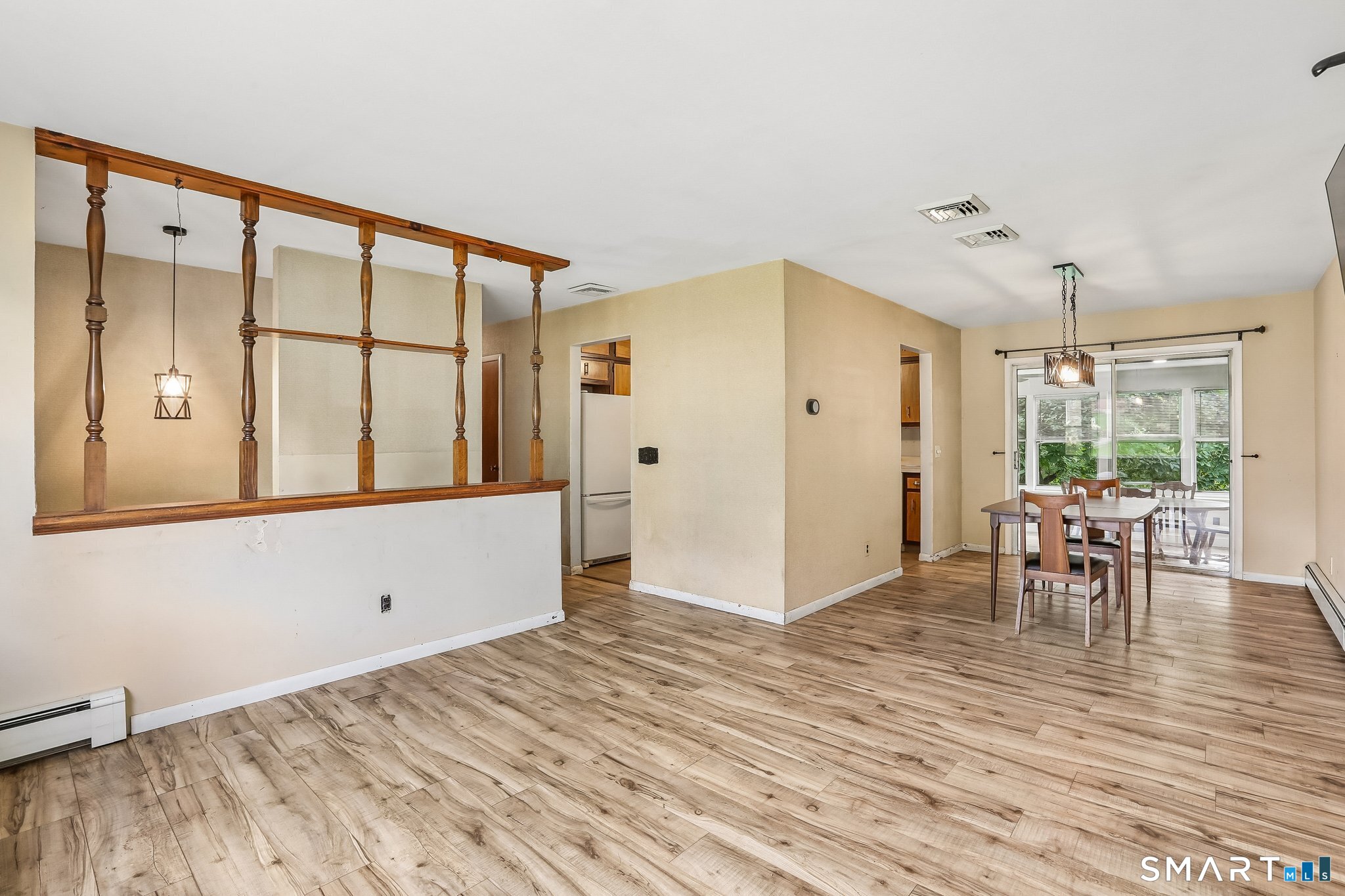 25 Woodbury Drive Property Photo 5
