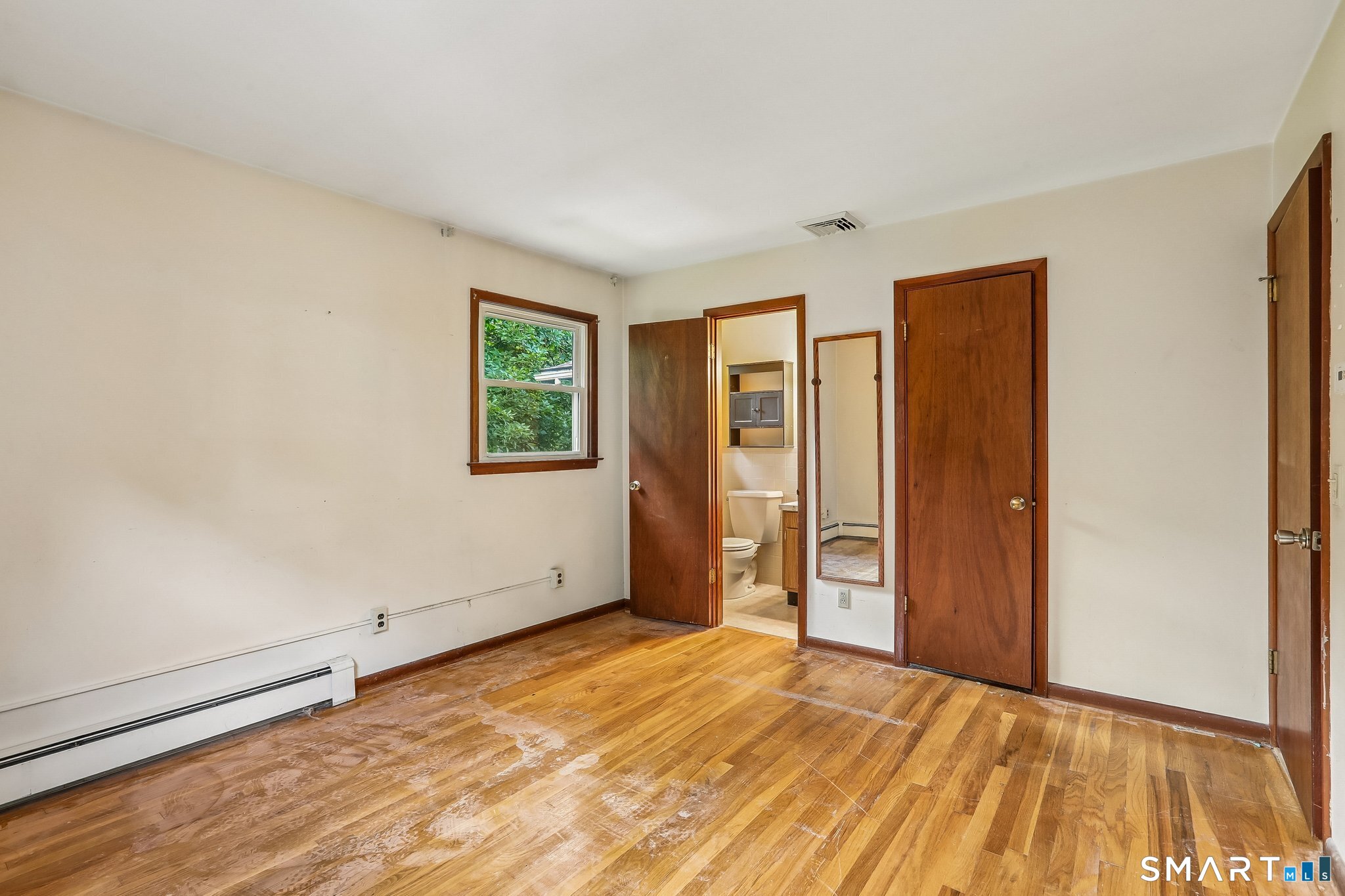 25 Woodbury Drive Property Photo 15