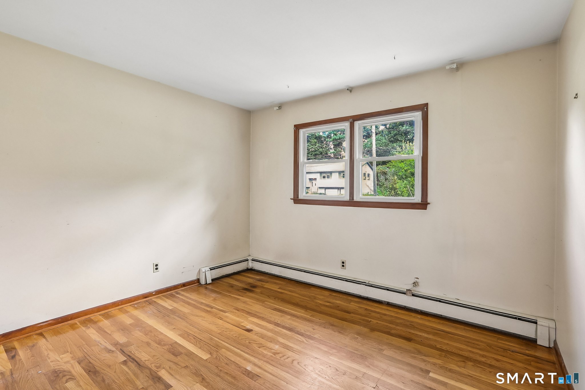 25 Woodbury Drive Property Photo 18