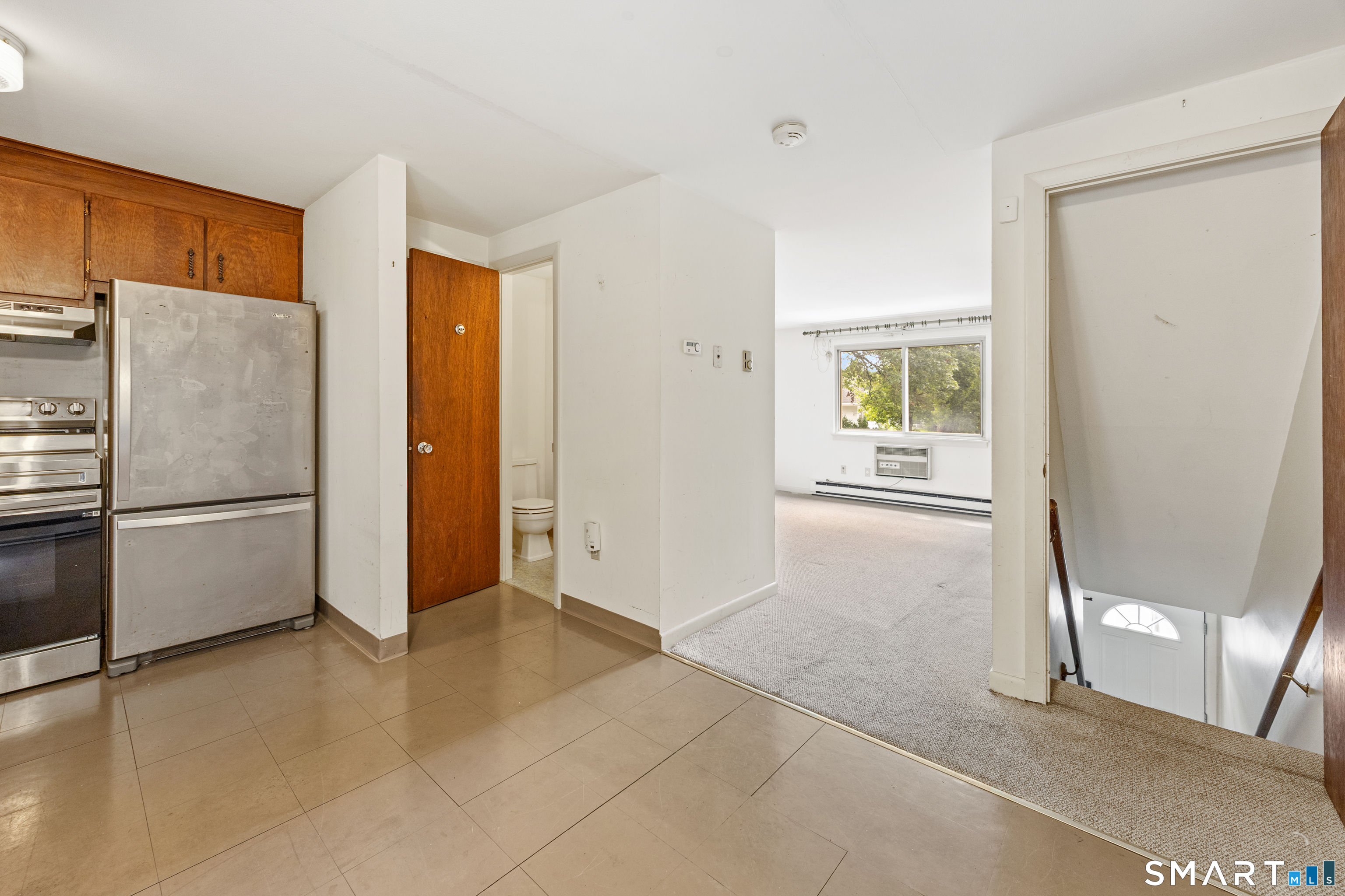 1581 Meriden Waterbury 6 Turnpike Property Photo 4