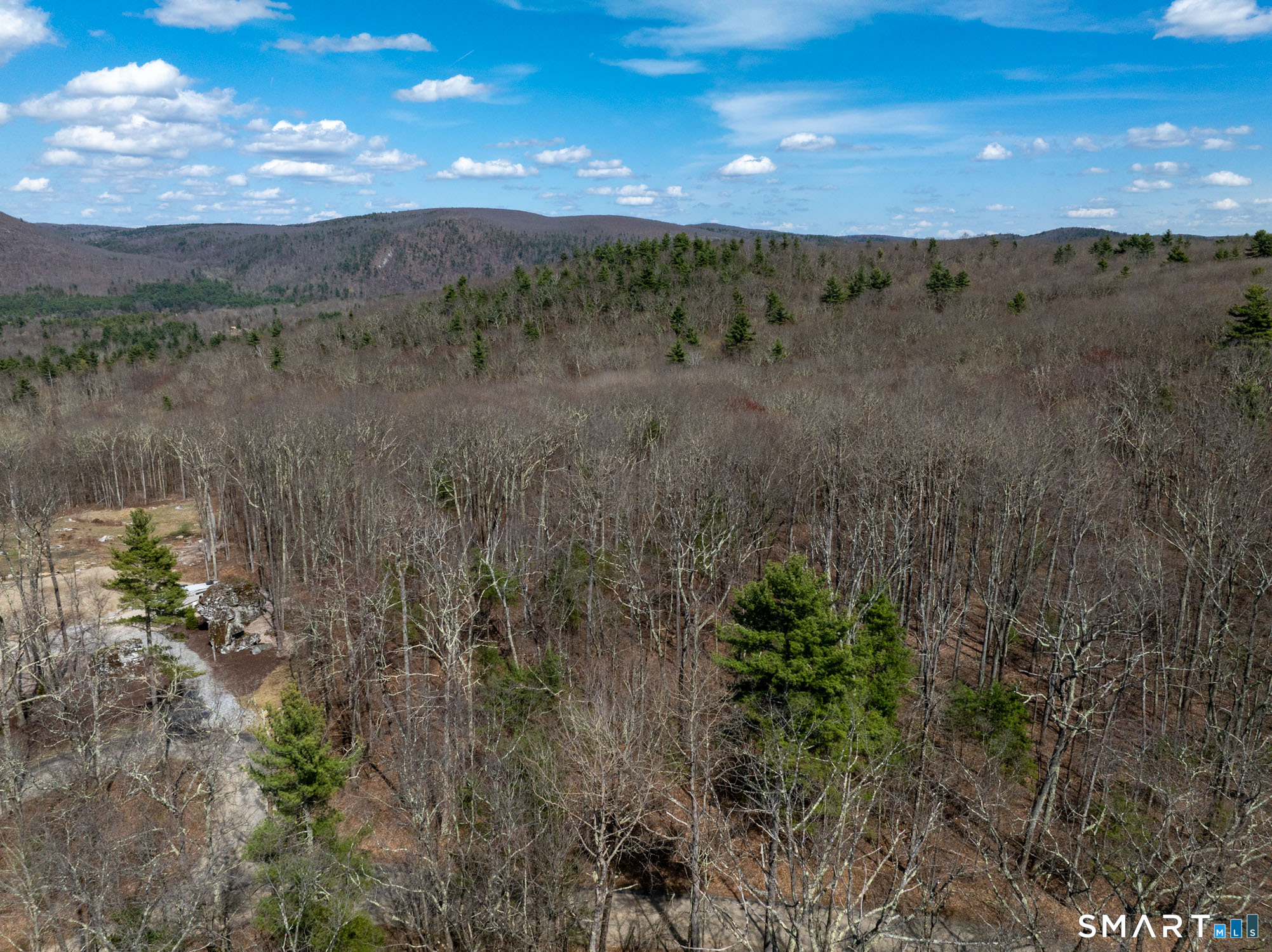 Aspen Hill Drive Property Photo 1