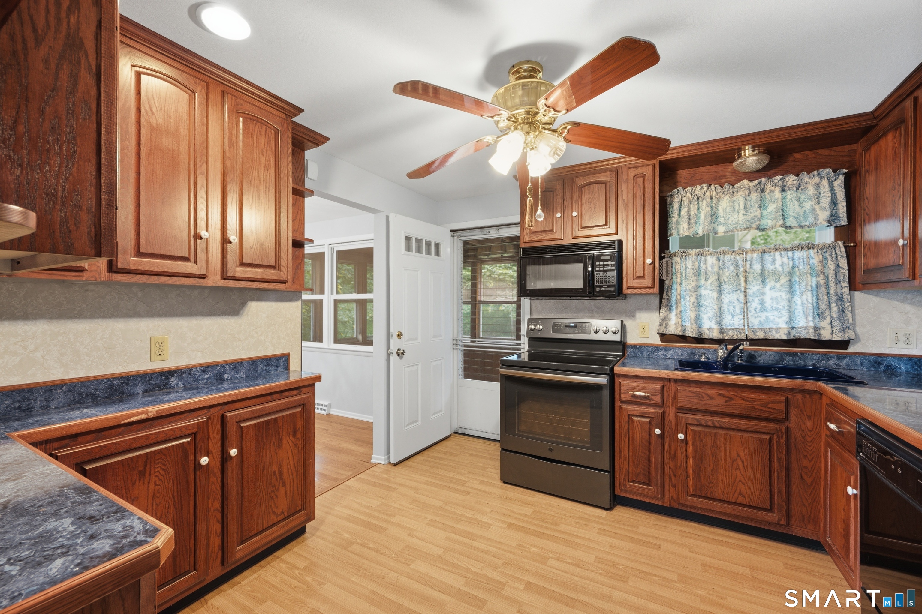 42 Falmouth Drive Property Photo 6
