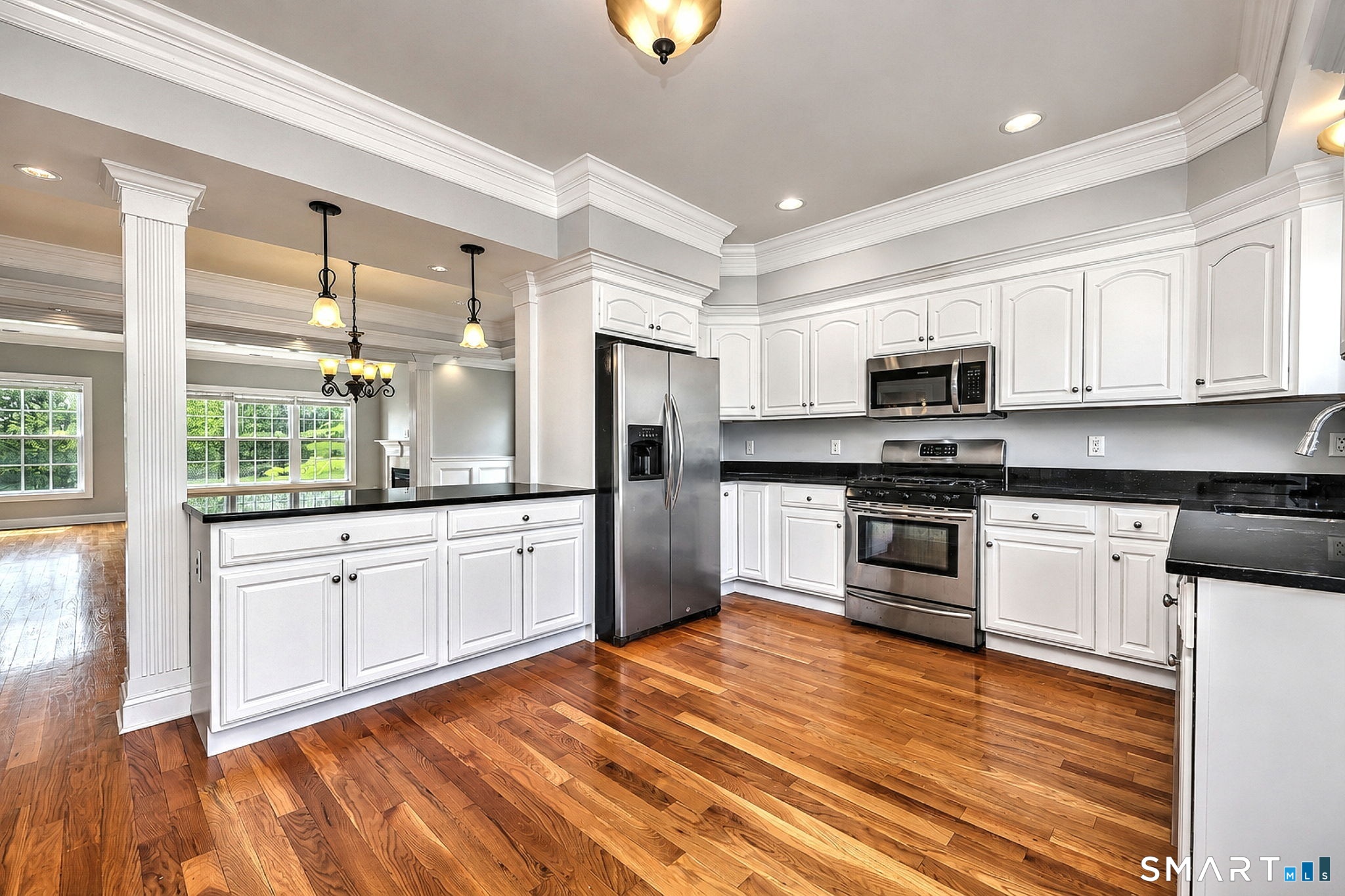 449 New Haven Avenue Property Photo 20