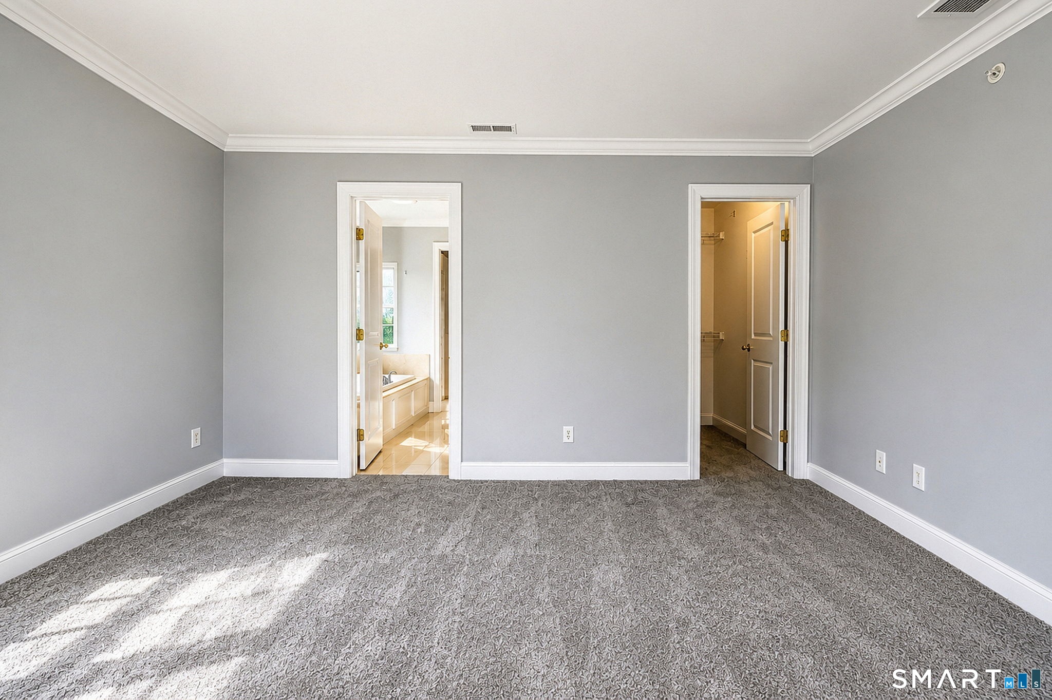 449 New Haven Avenue Property Photo 26
