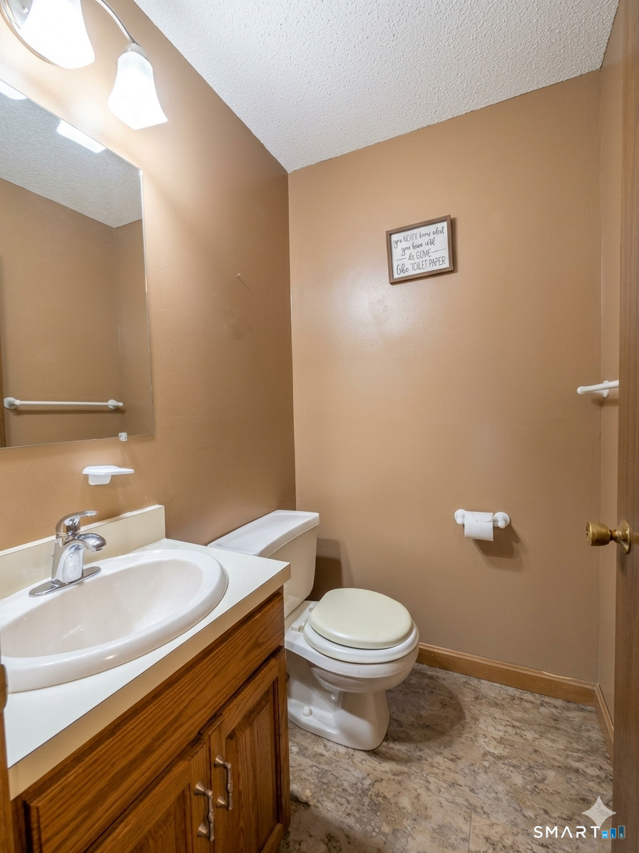 29 Kathleen 7e Drive Property Photo 4