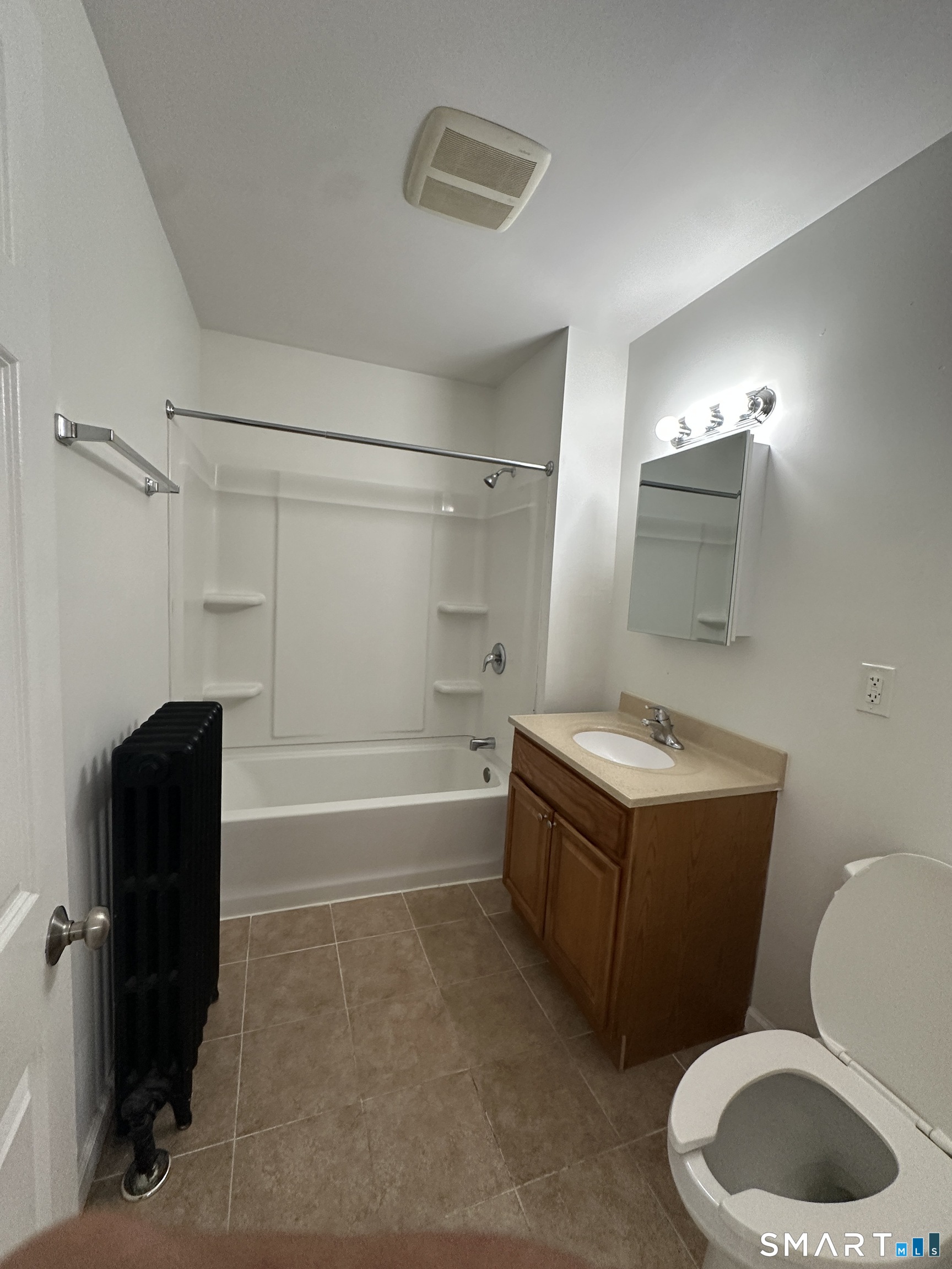 178 Martin 3rd Floor Street Property Photo 3