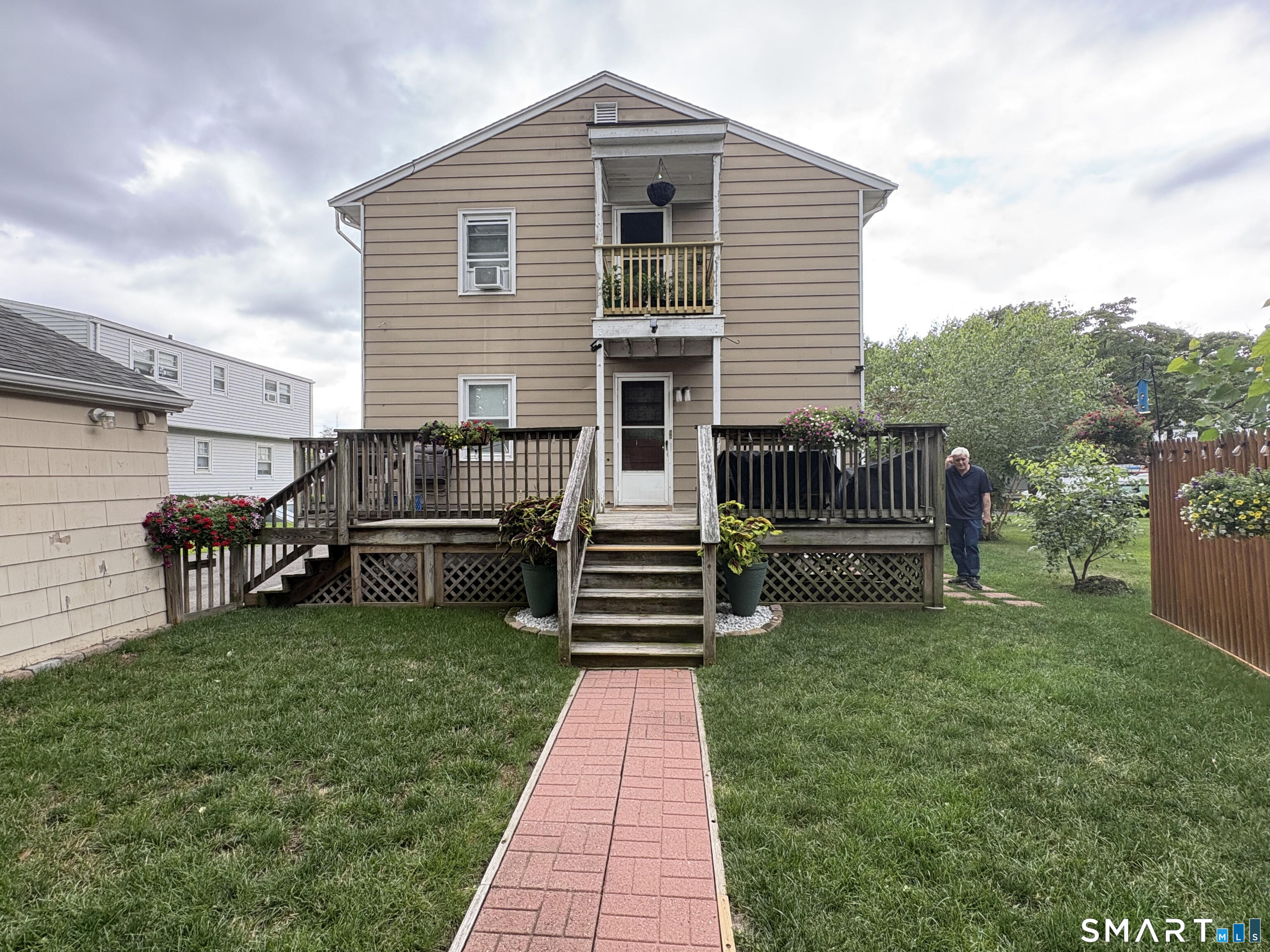20-22 Grasso Terrace Property Photo 4