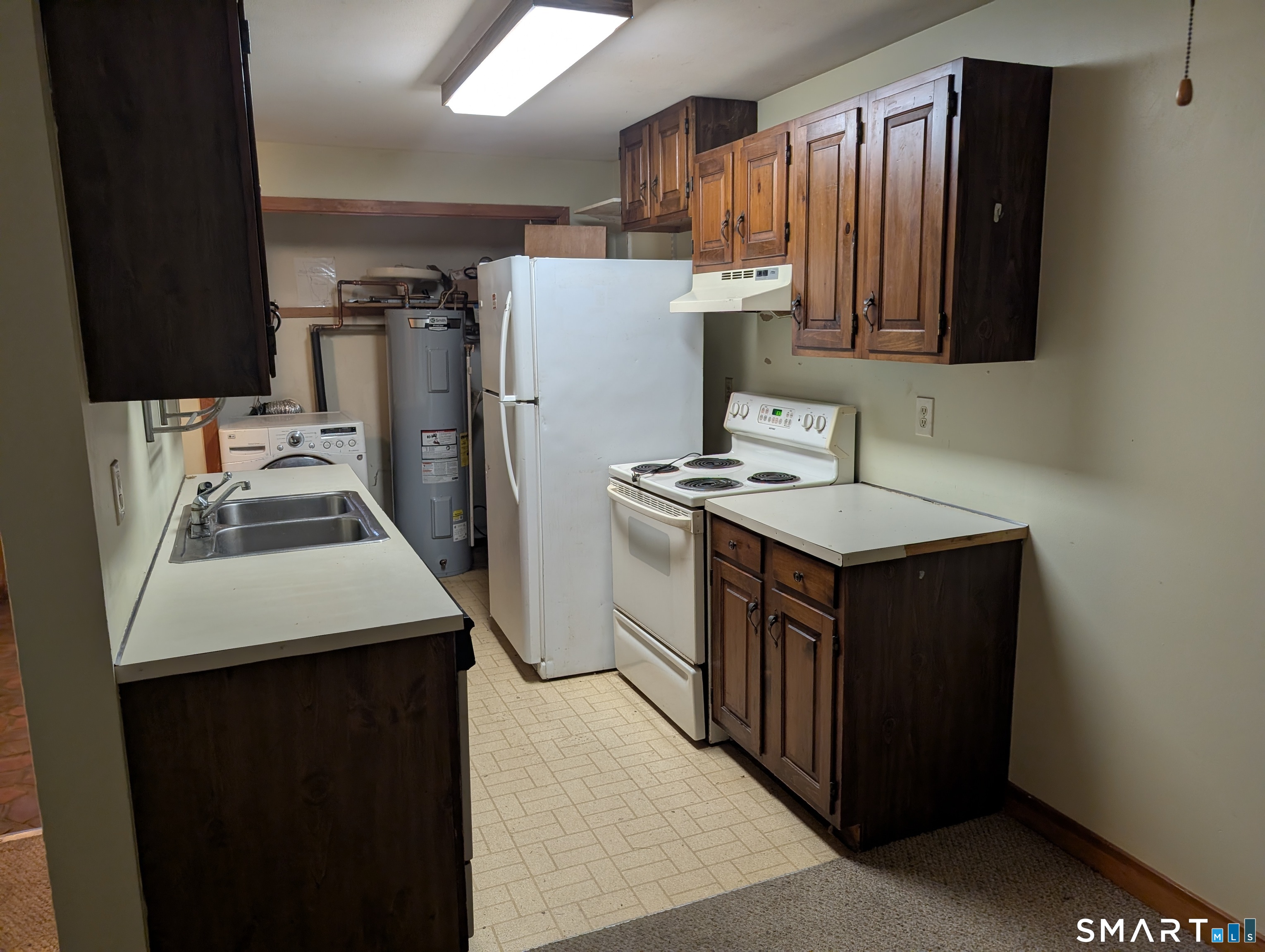 519 Gurleyville Road Property Photo 10