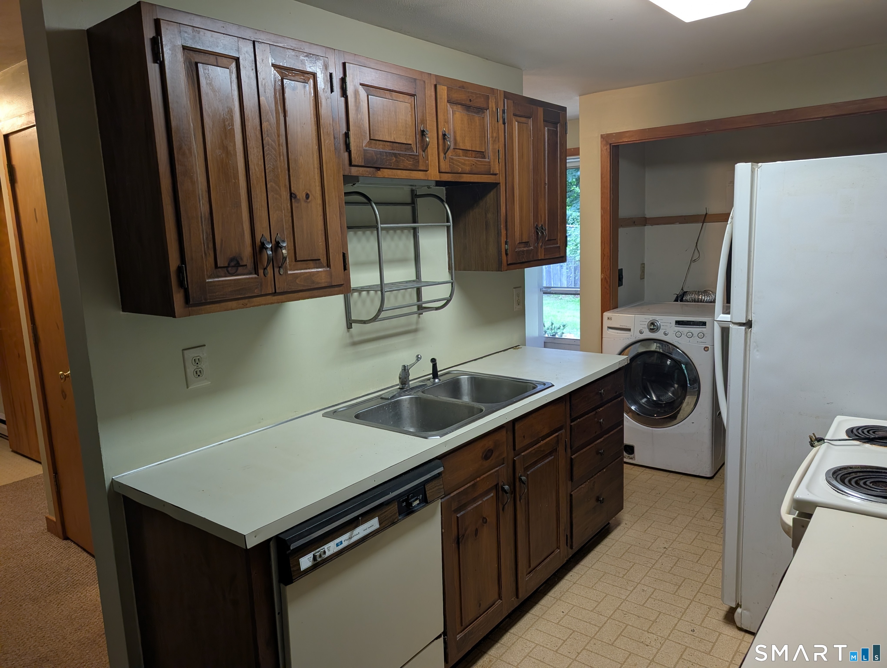 519 Gurleyville Road Property Photo 11