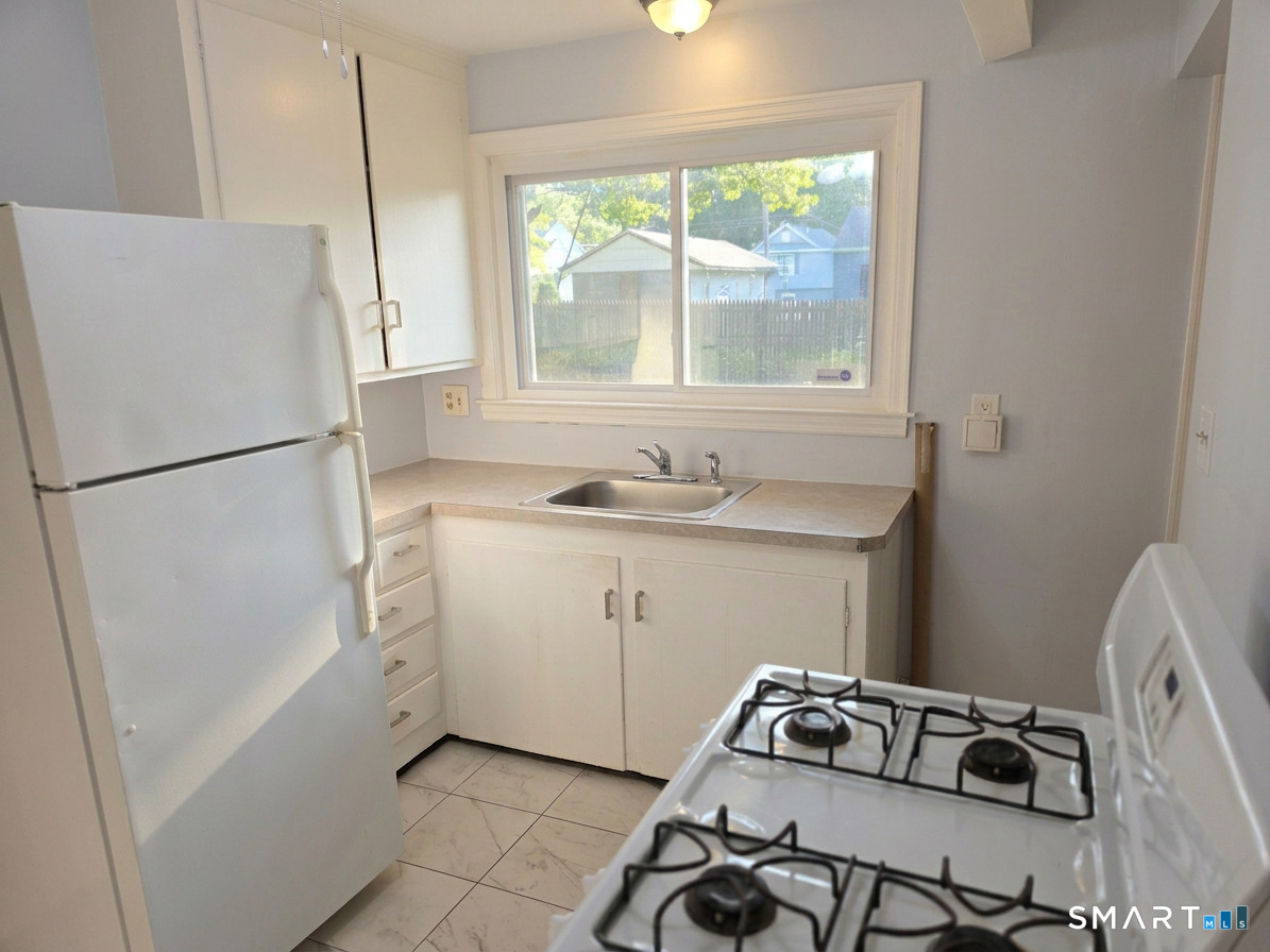 417 Atwood Avenue Property Photo 7