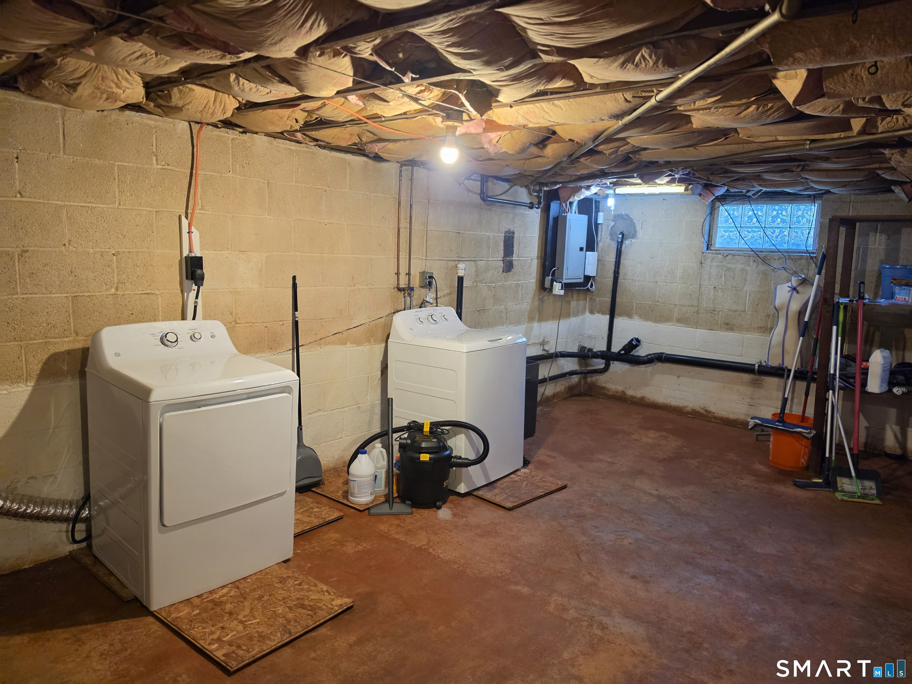 417 Atwood Avenue Property Photo 16
