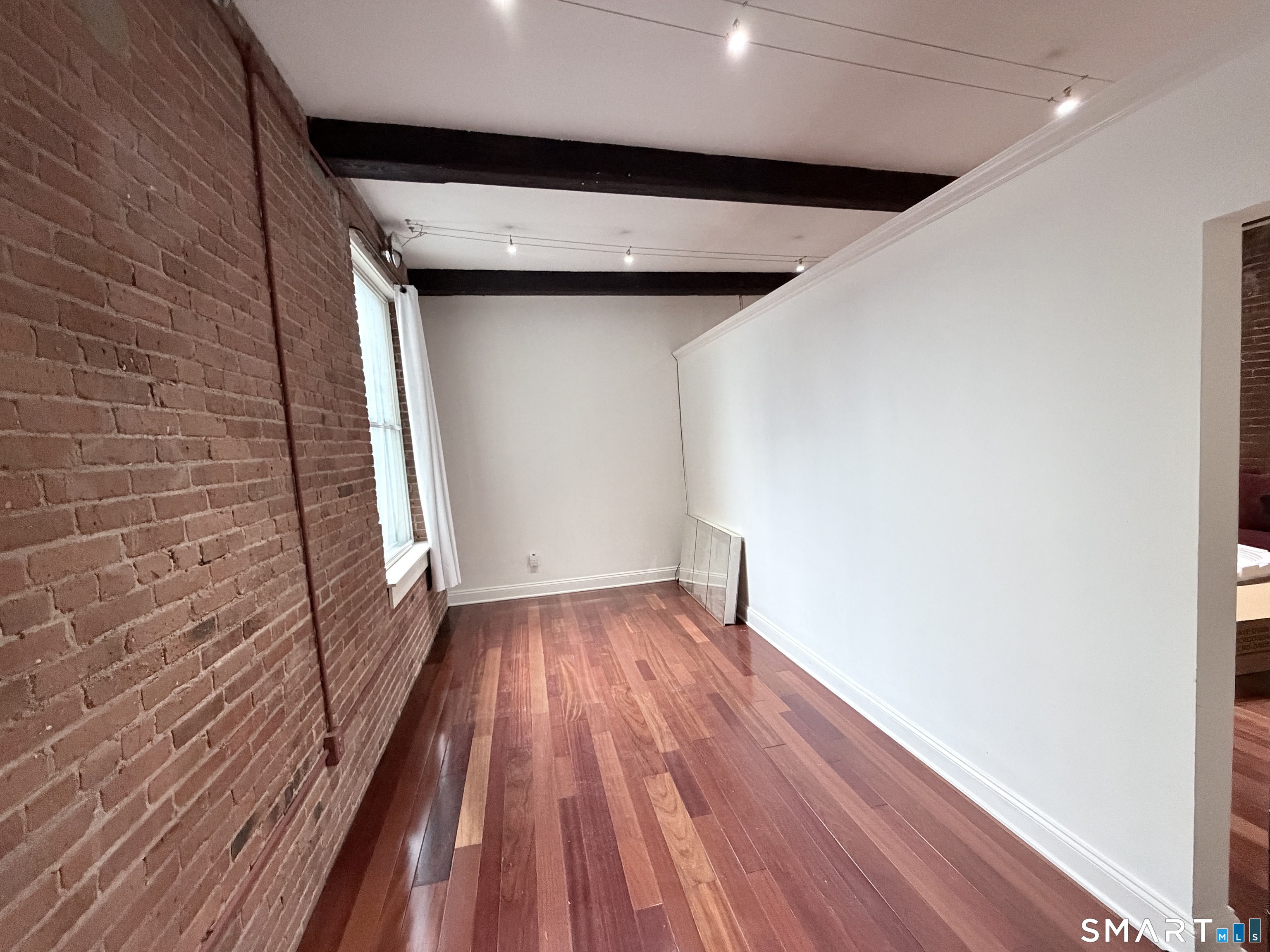 83 Washington 2h Street Property Photo 3