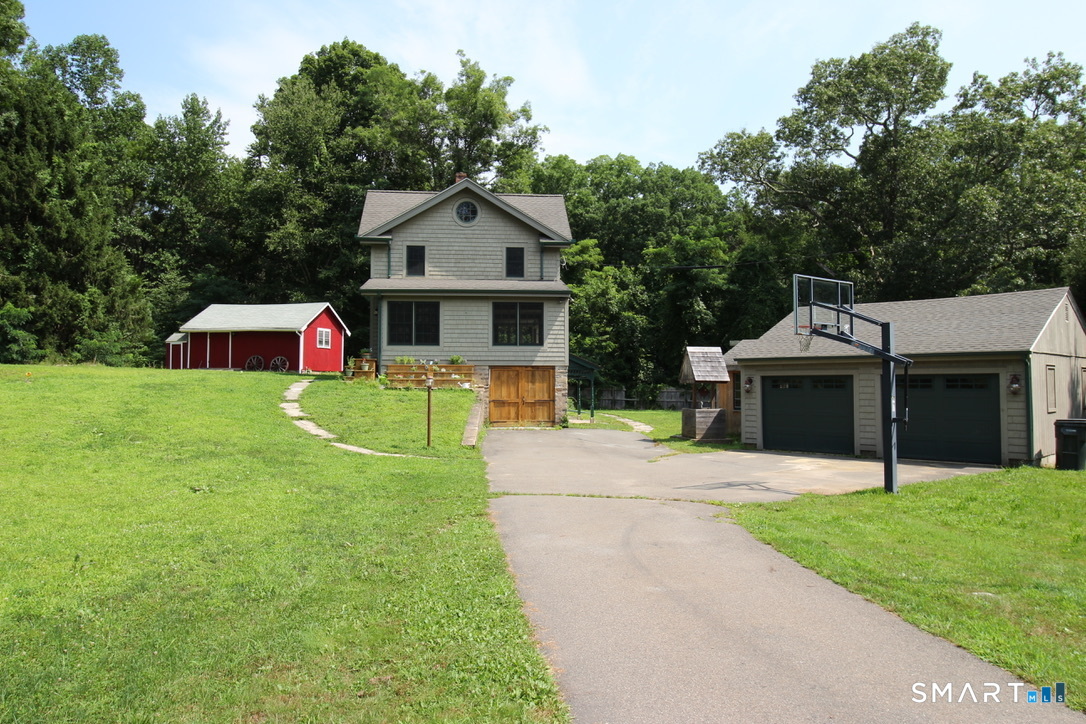28 Deep Hollow Road Property Photo 1