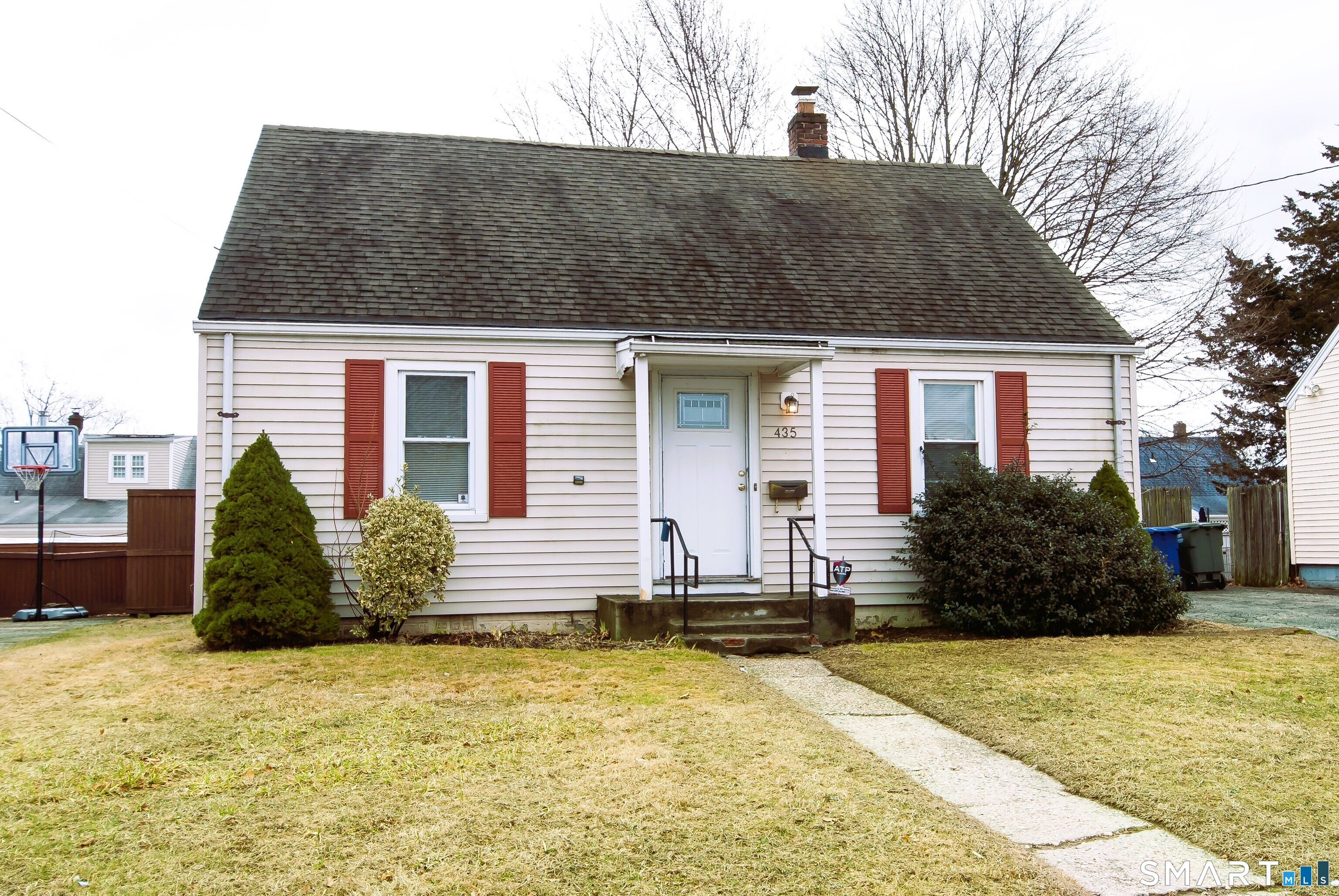435 Ruth Street Property Photo 1