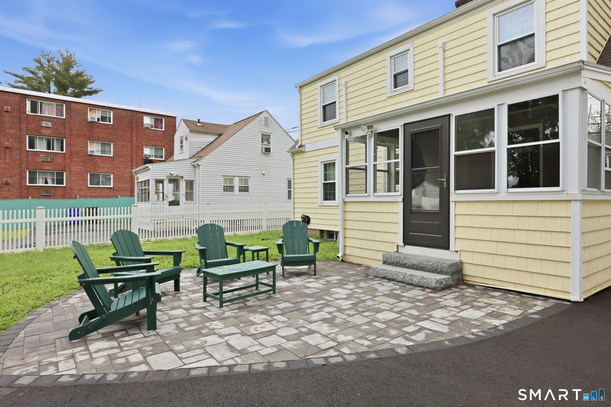 134 Oakwood Avenue Property Photo 18