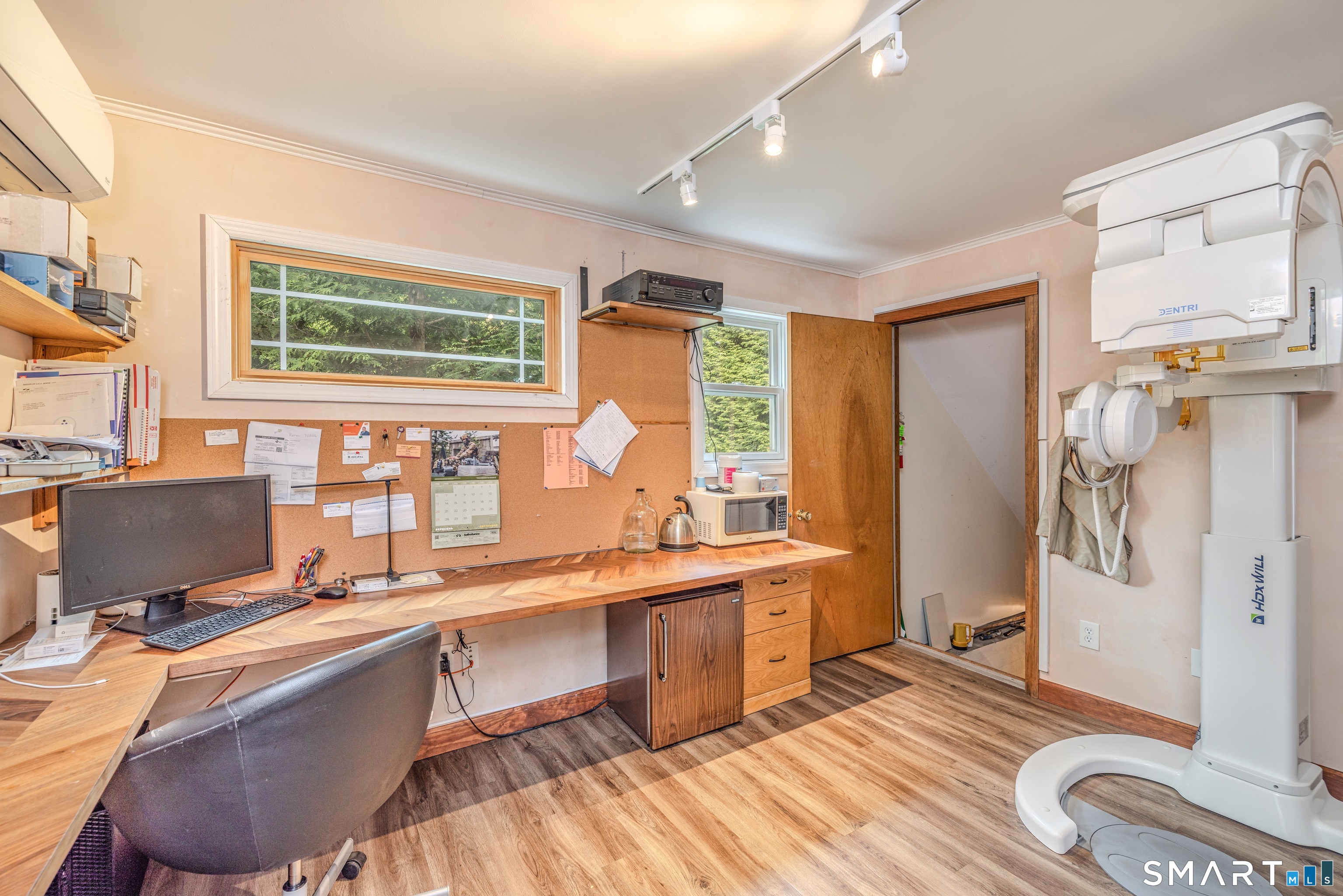 981 Storrs Road Property Photo 15