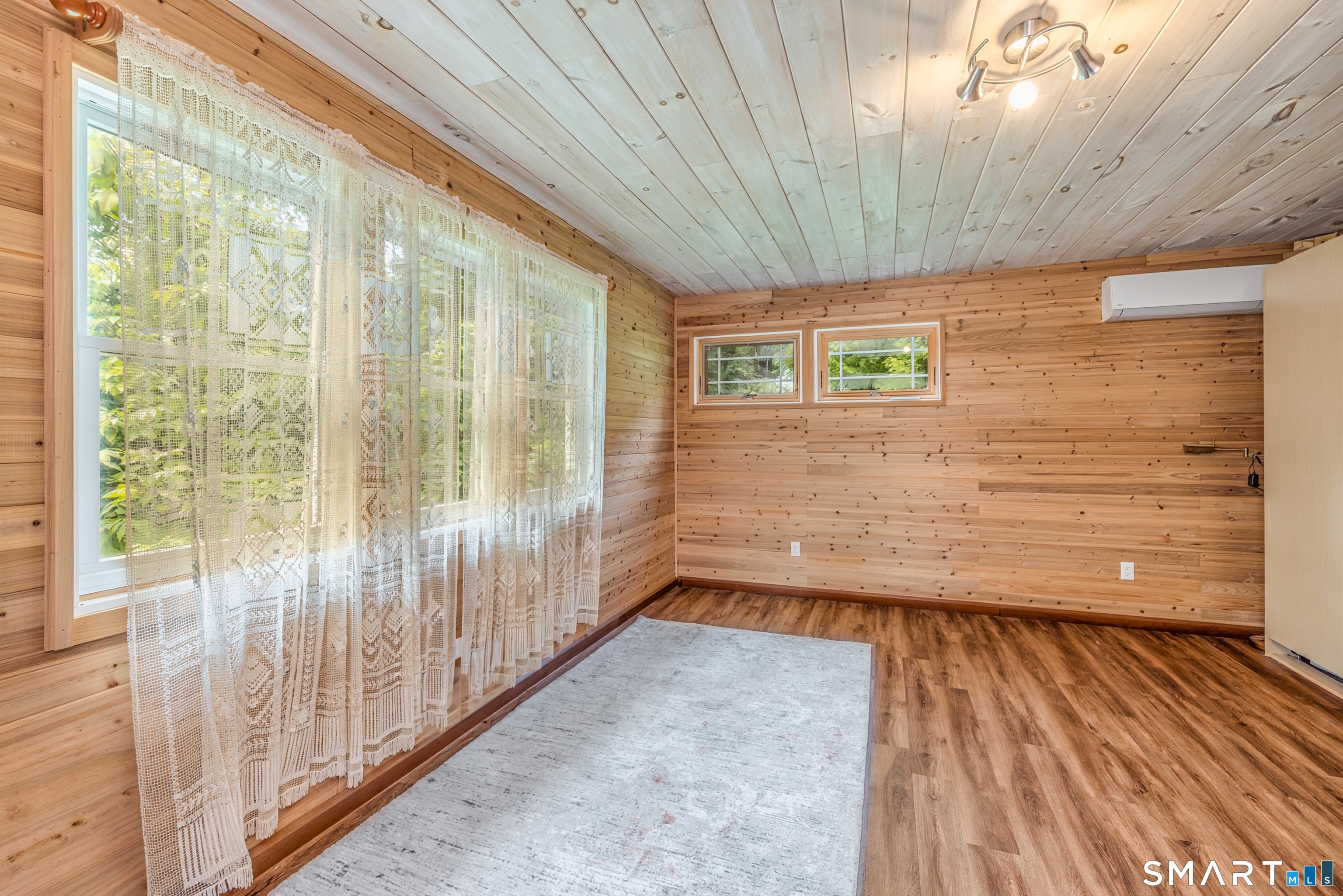 981 Storrs Road Property Photo 16