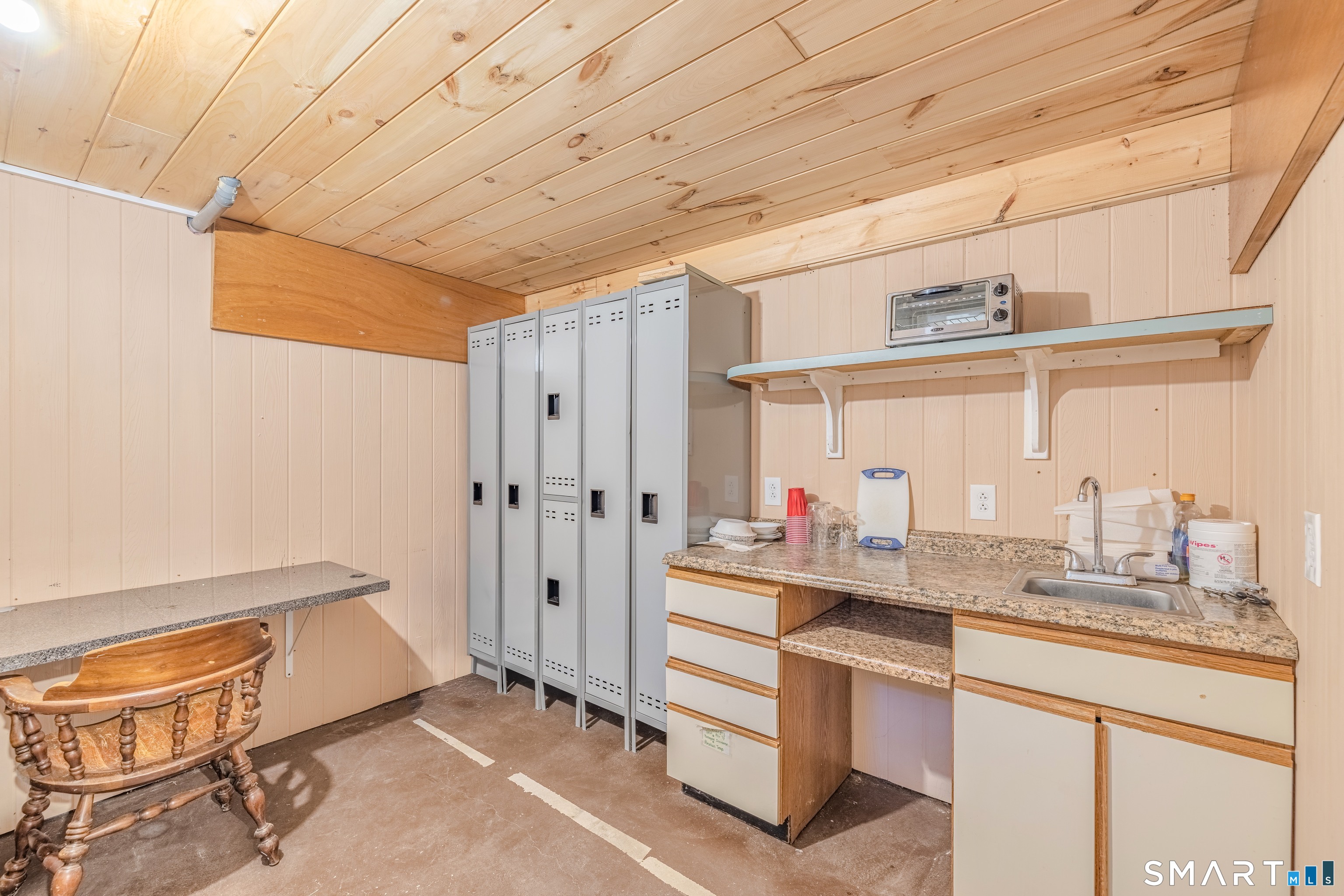 981 Storrs Road Property Photo 25