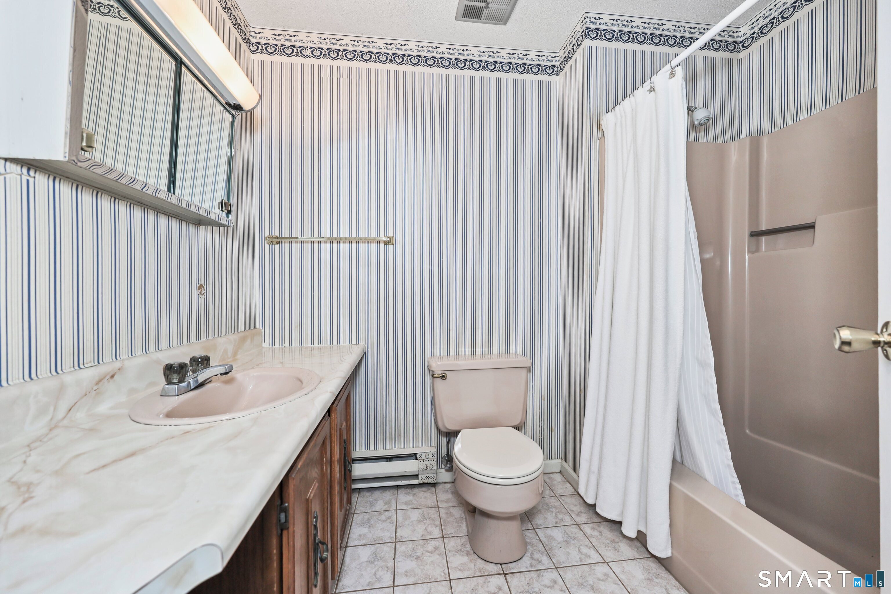 123 Queens 123 Road Property Photo 15