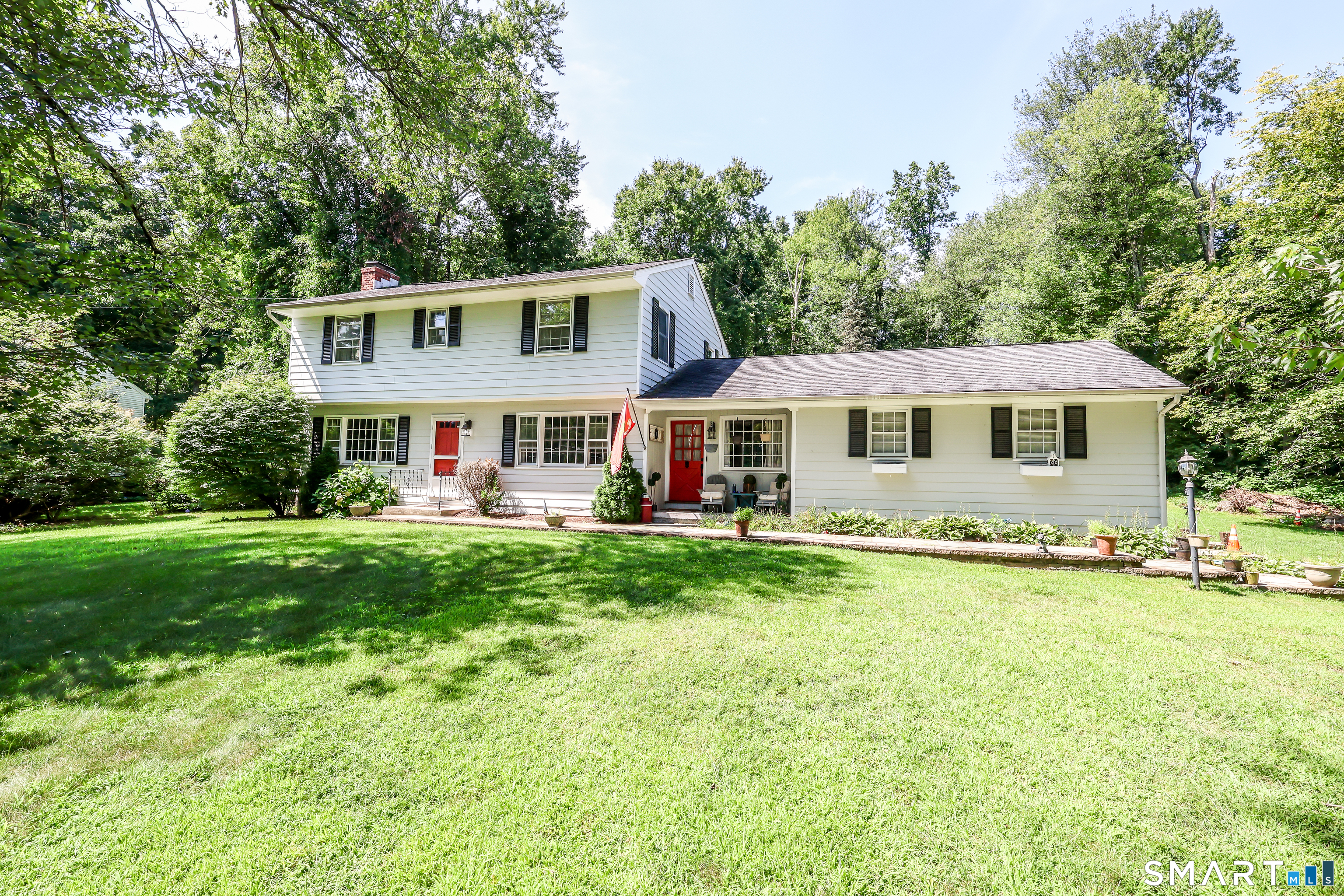 27 Powder Horn Hill Property Photo 1
