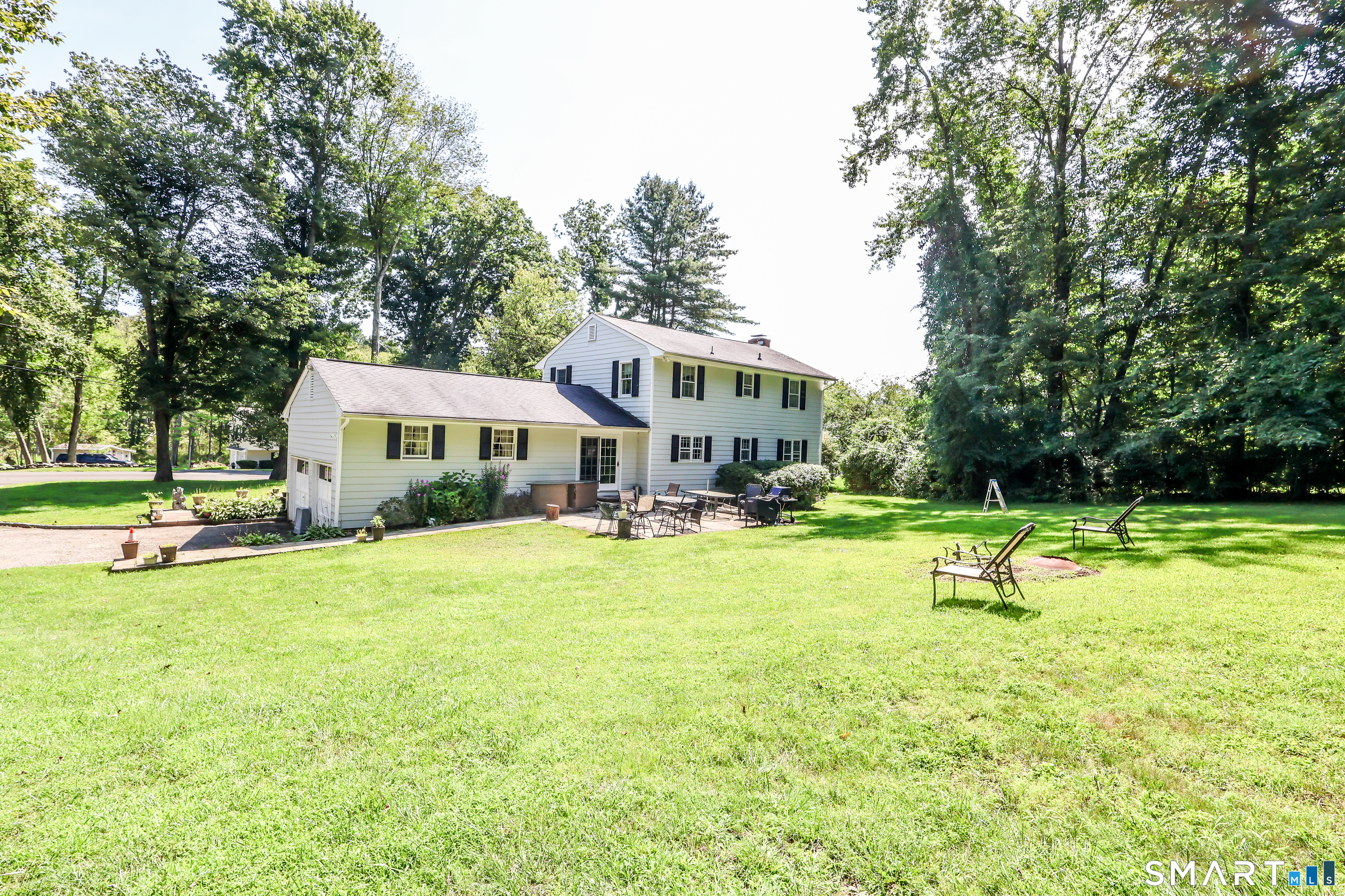 27 Powder Horn Hill Property Photo 3