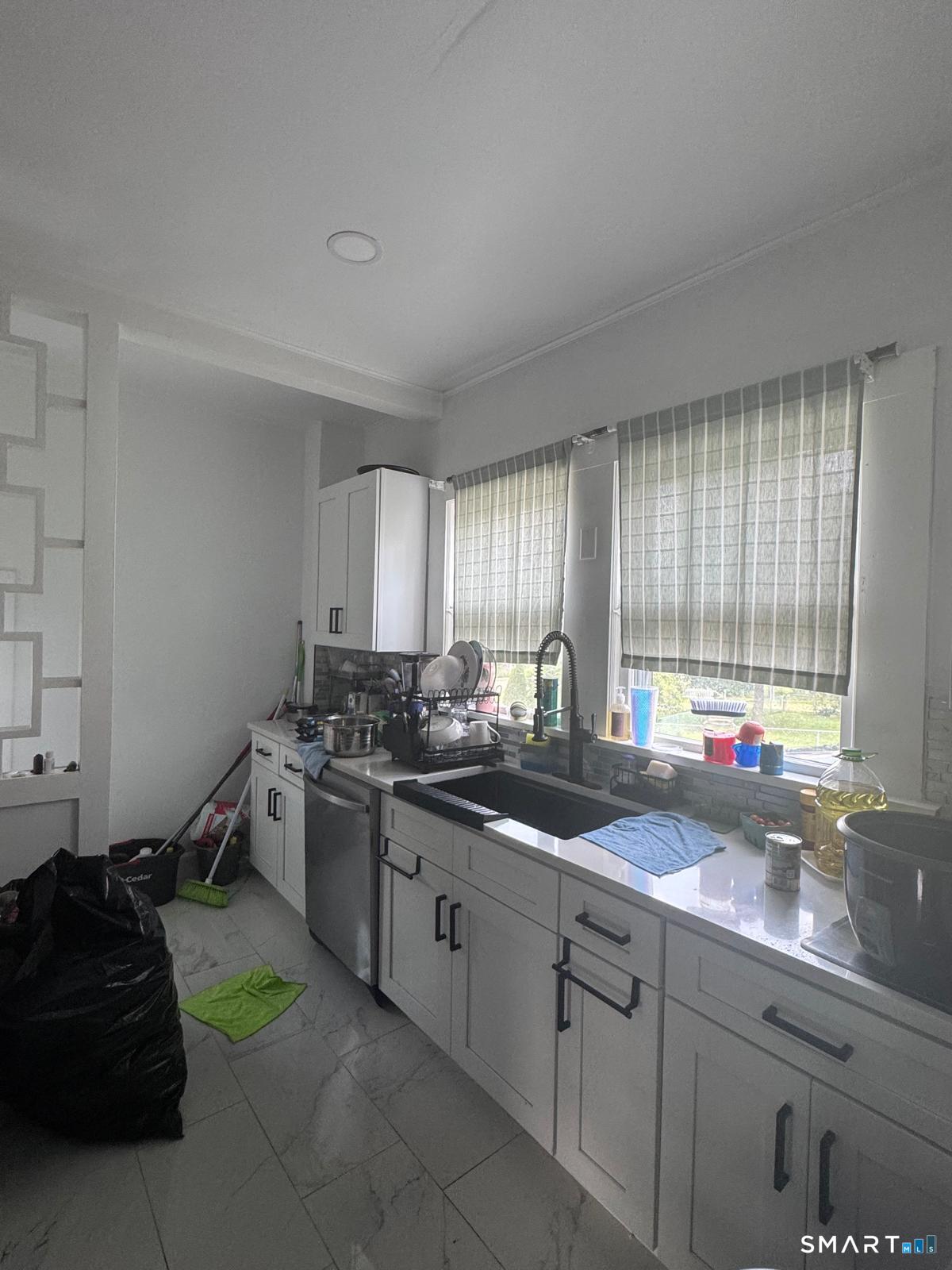 75 Willetts Avenue Property Photo 10