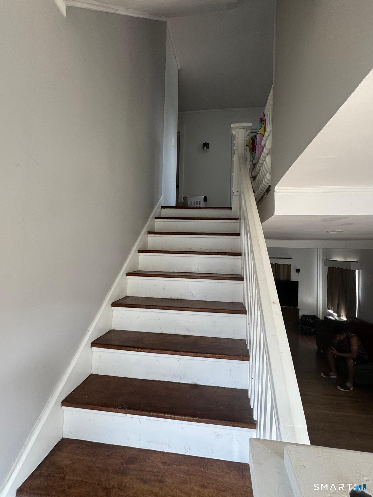 75 Willetts Avenue Property Photo 11