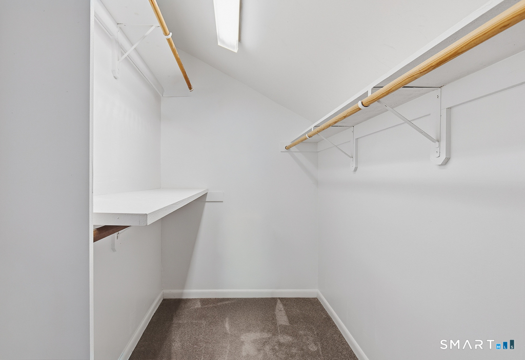 21 Dixon B Street Property Photo 18
