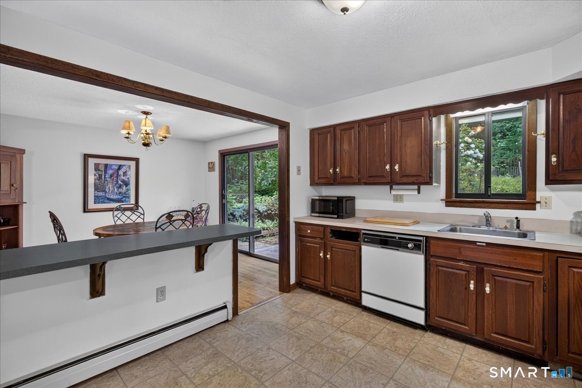 35 Aileen Drive Property Photo 14