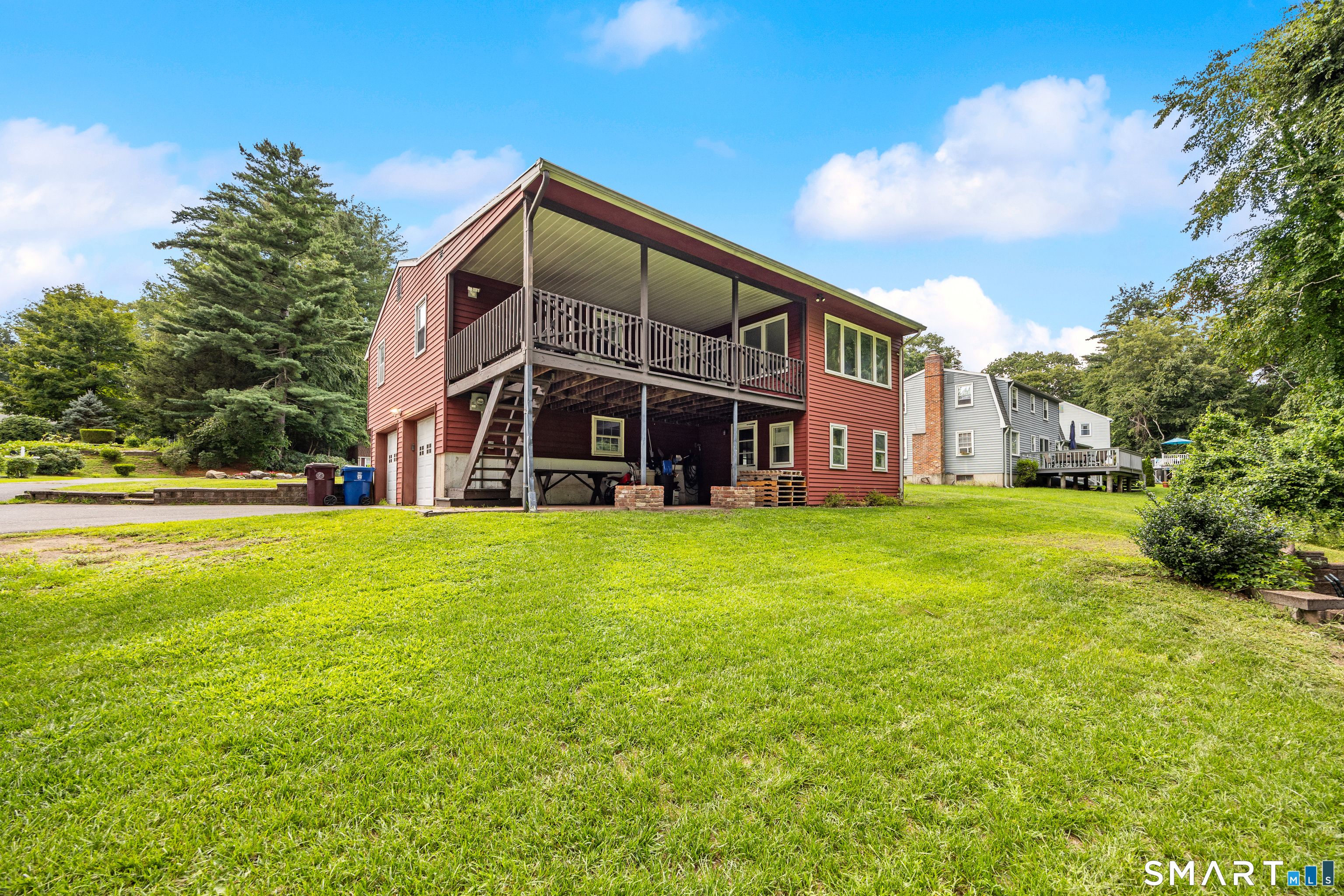 14 Glen Hollow Drive Property Photo 30