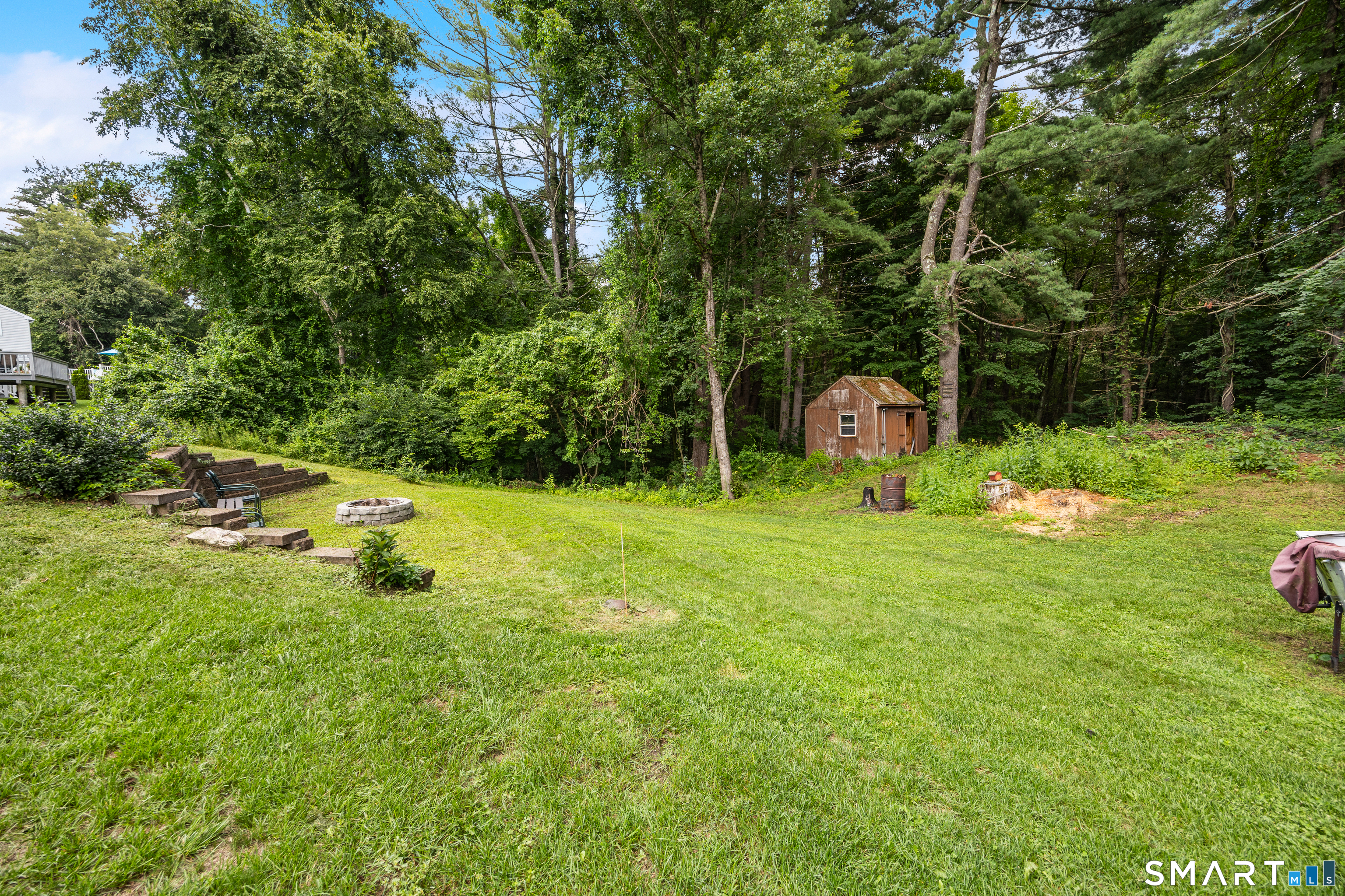 14 Glen Hollow Drive Property Photo 31