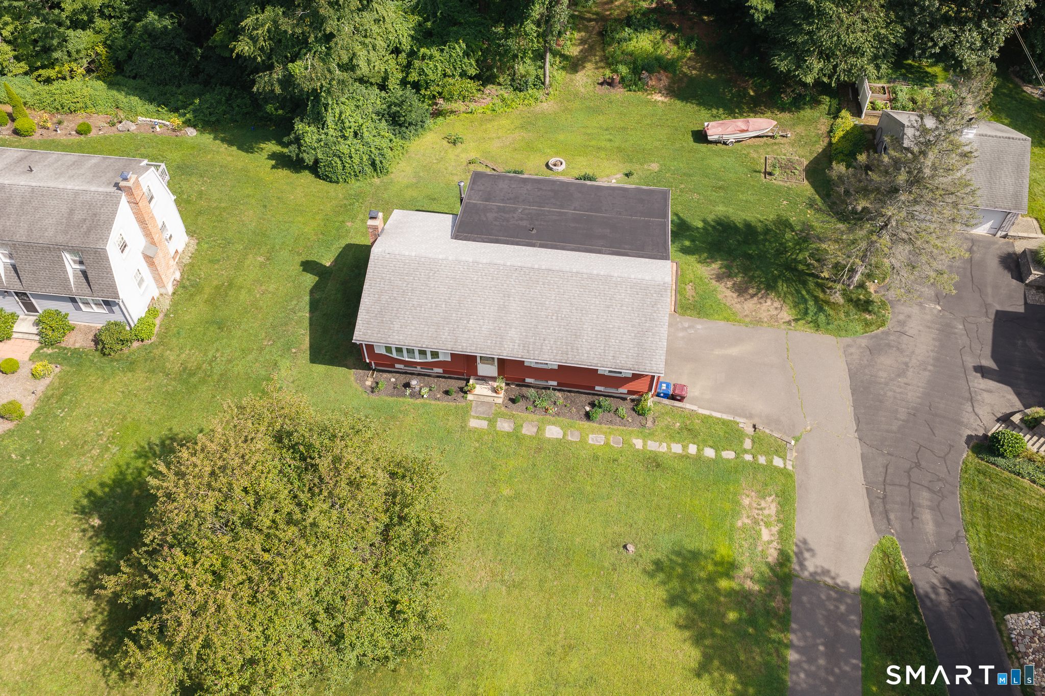 14 Glen Hollow Drive Property Photo 35