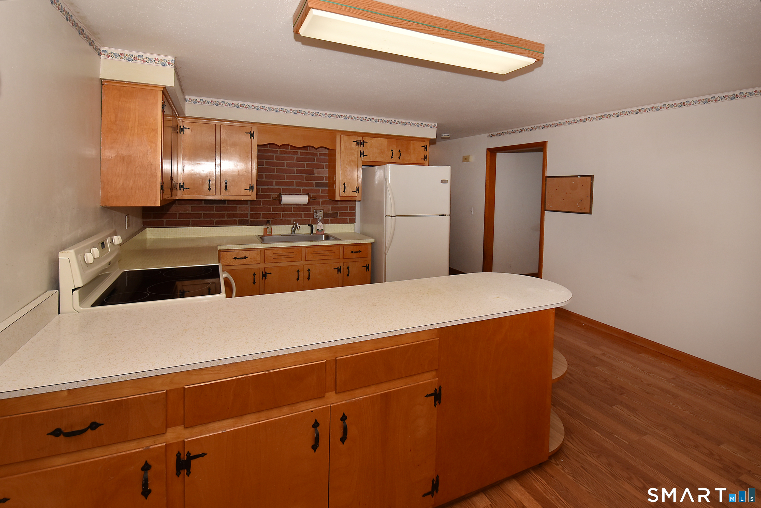 150 Baxter Street Property Photo 10