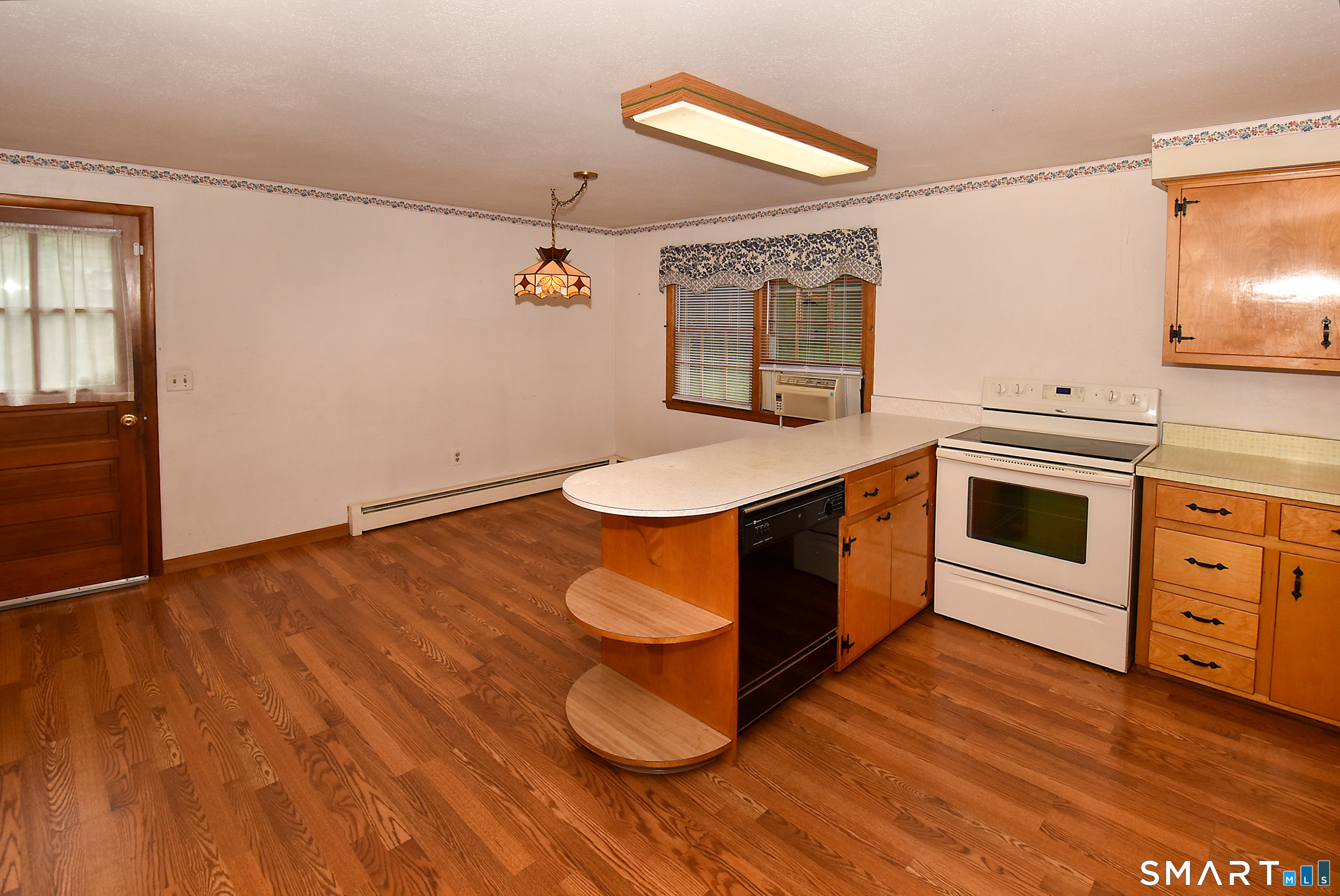 150 Baxter Street Property Photo 12