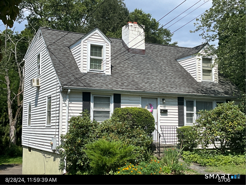 383 Main Street Property Photo 1