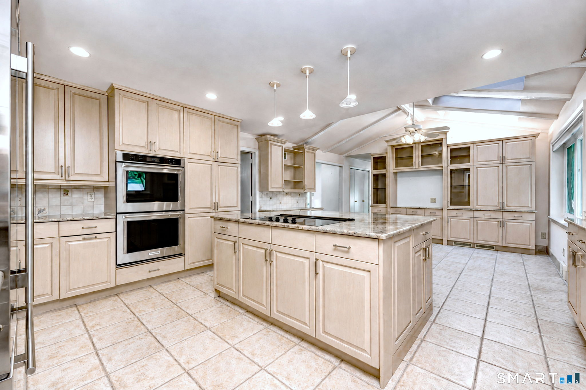 24 Inverness Road Property Photo 5