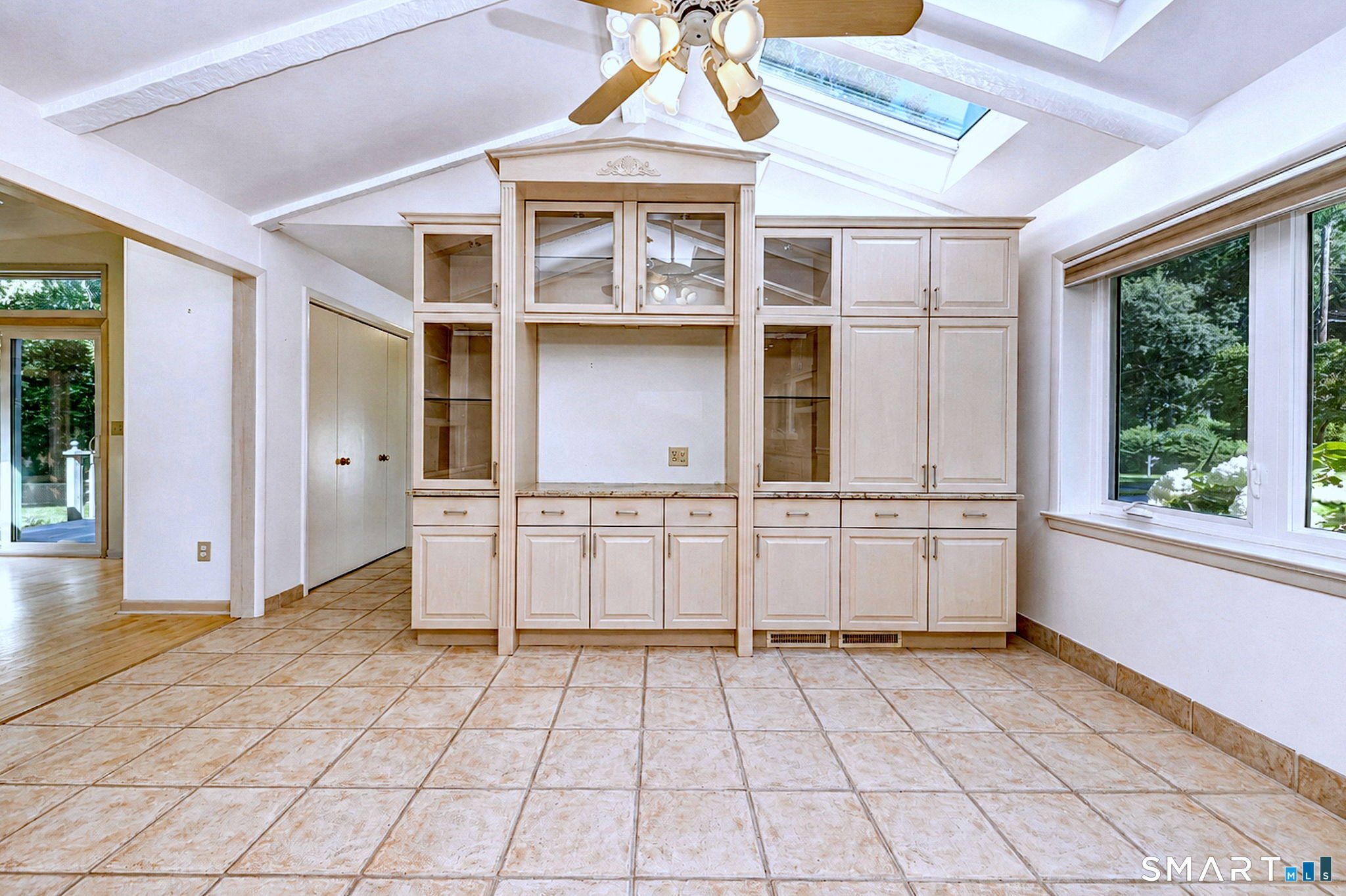 24 Inverness Road Property Photo 9