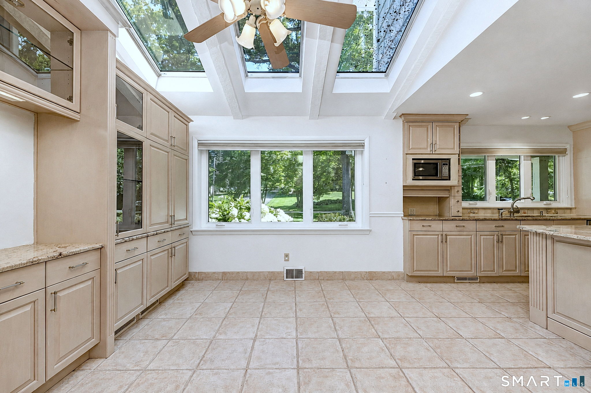 24 Inverness Road Property Photo 11